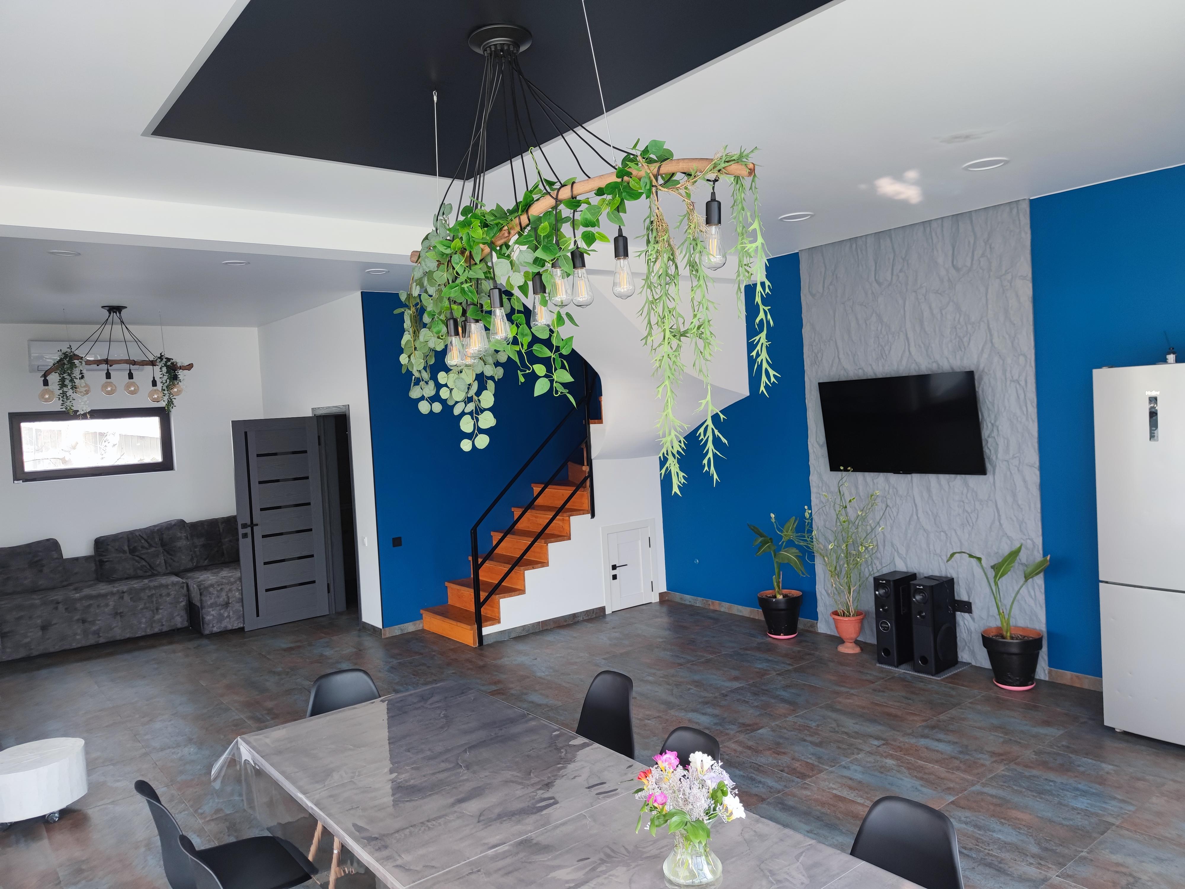 Дом с собственным бассейном