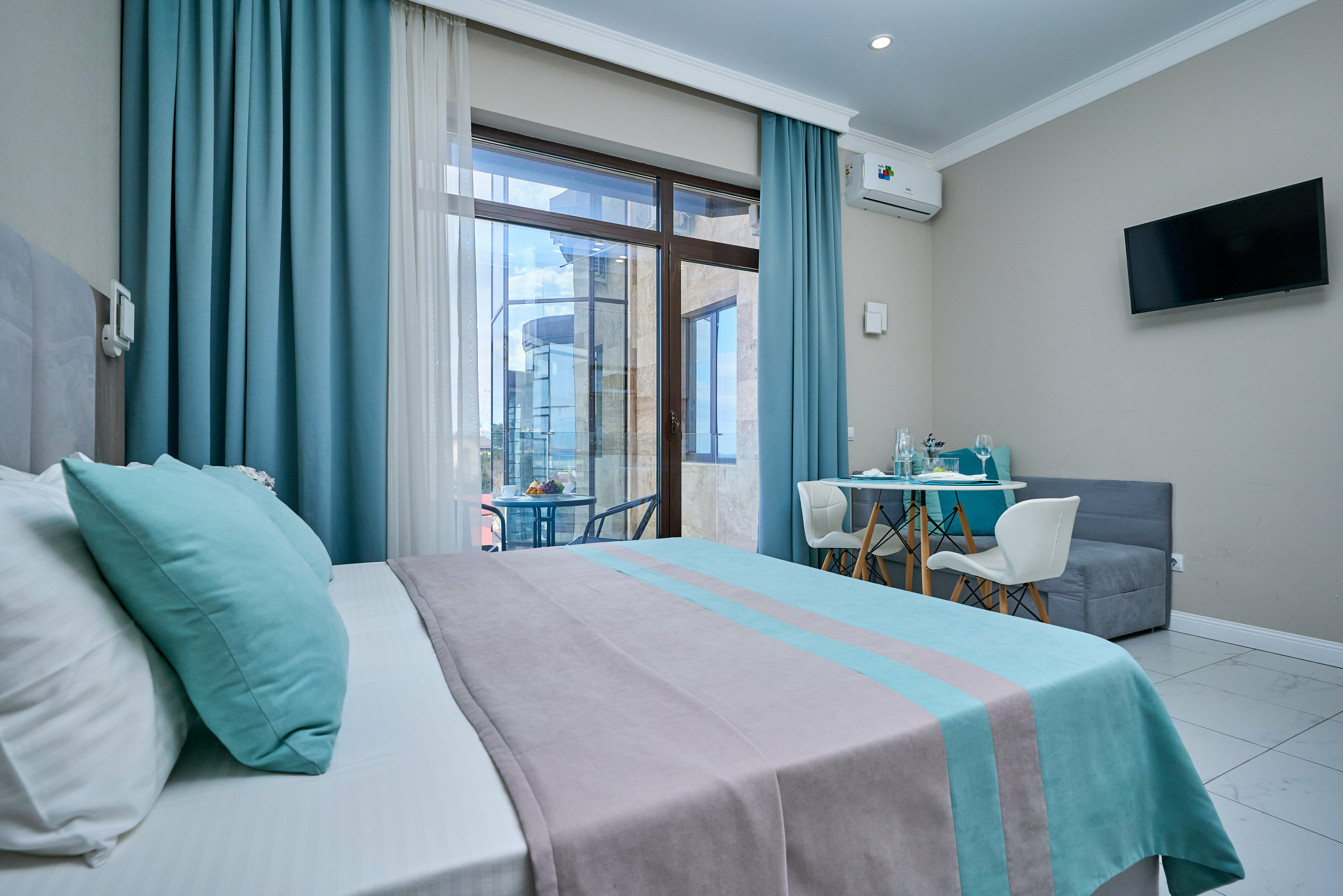 Superior с балконом и видом на море "OkoloMorya"