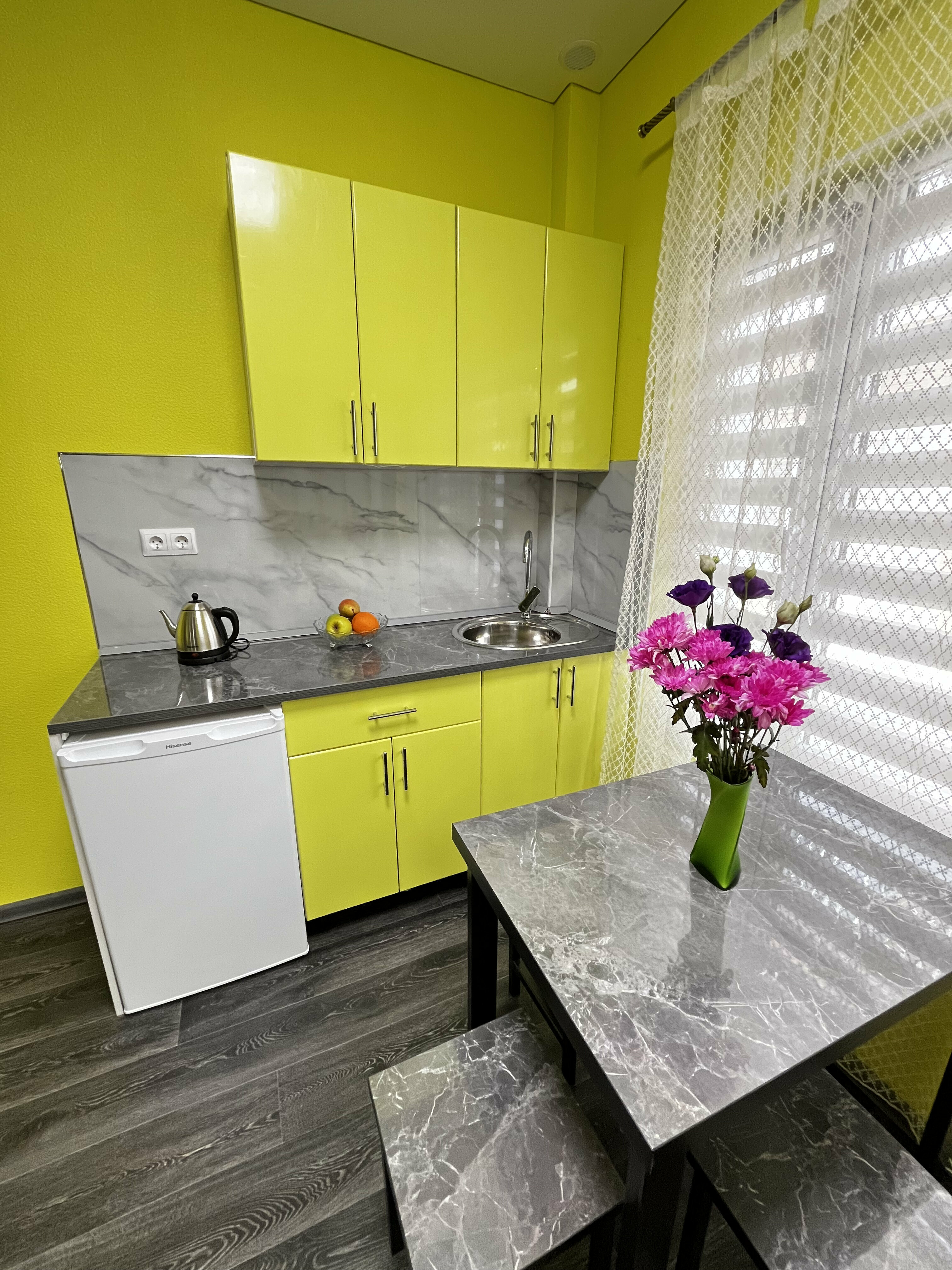 Уютные трёхместные апартаменты возле моря