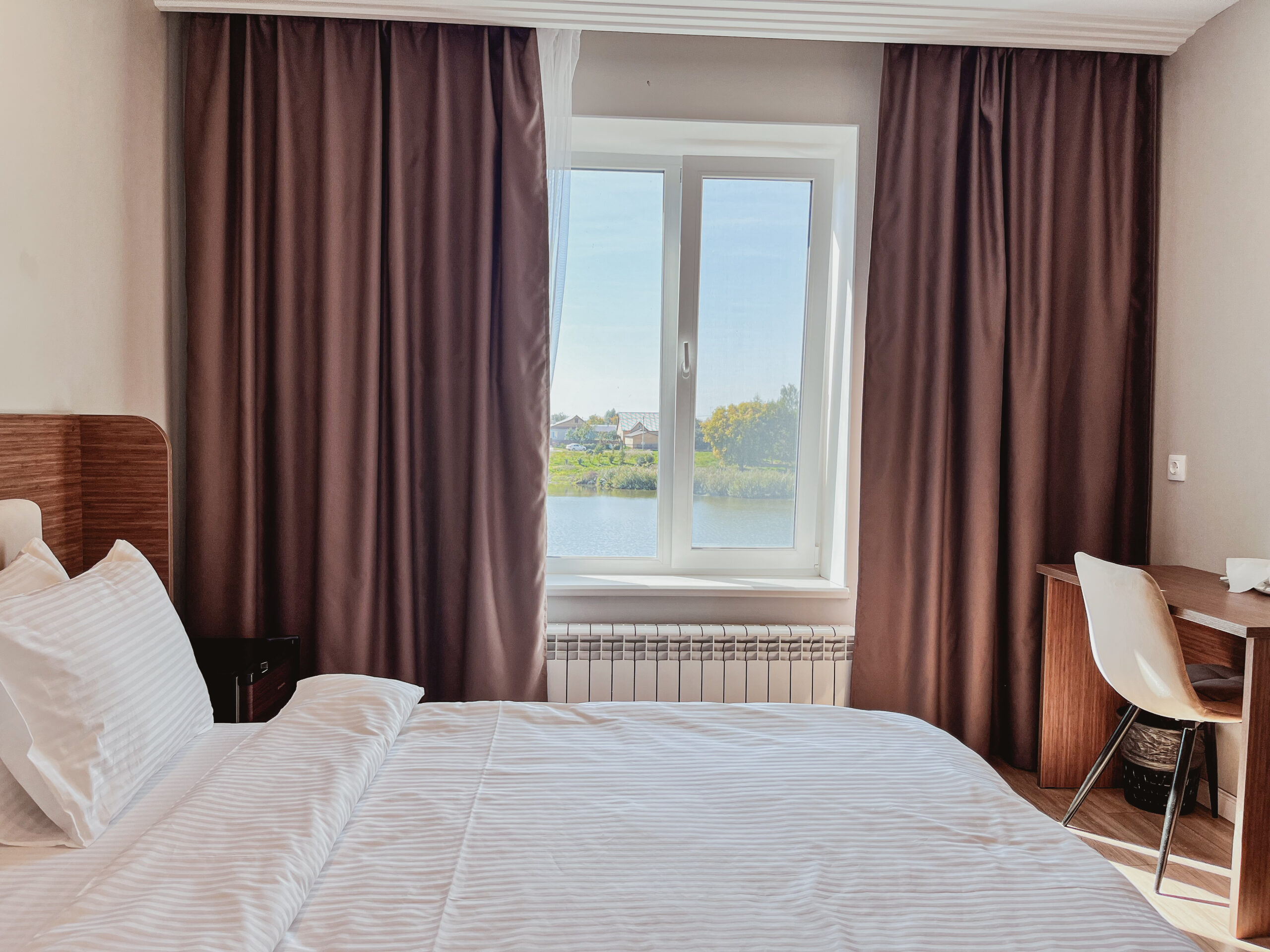 Двухместный номер с 1 кроватью и видом на озеро