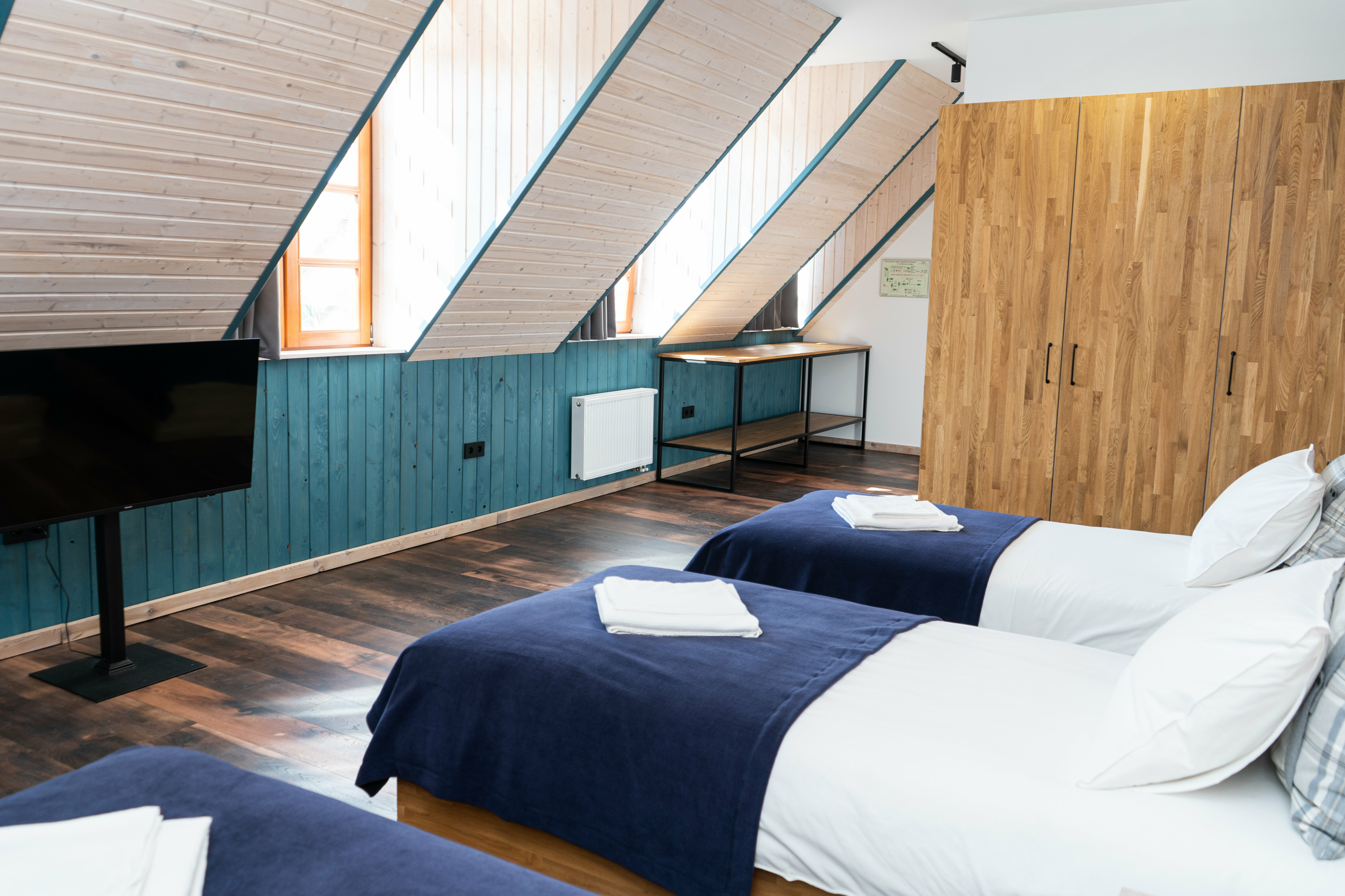 Трёхместный номер с раздельными кроватями