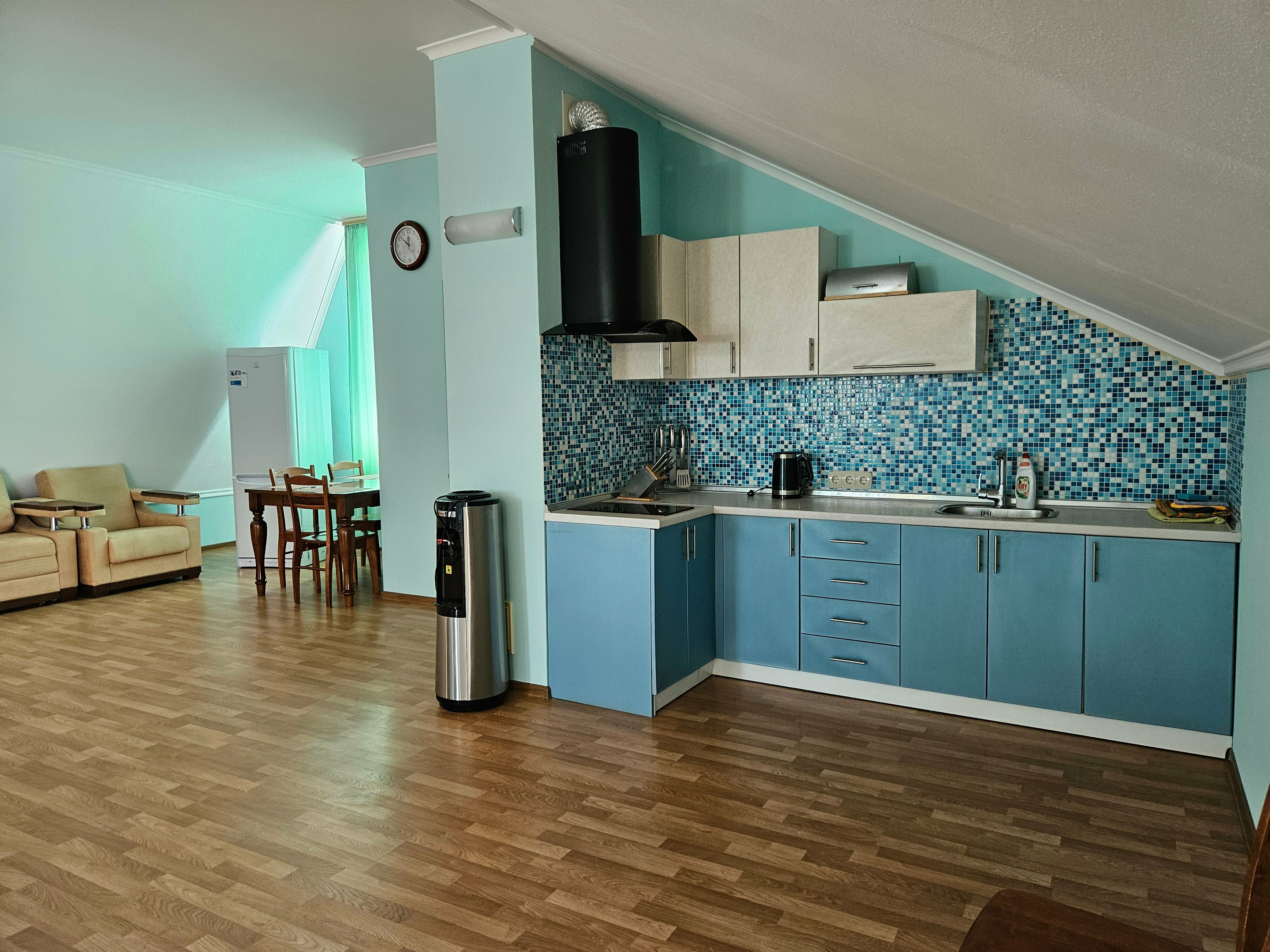 Апартаменты-студия с видом на море