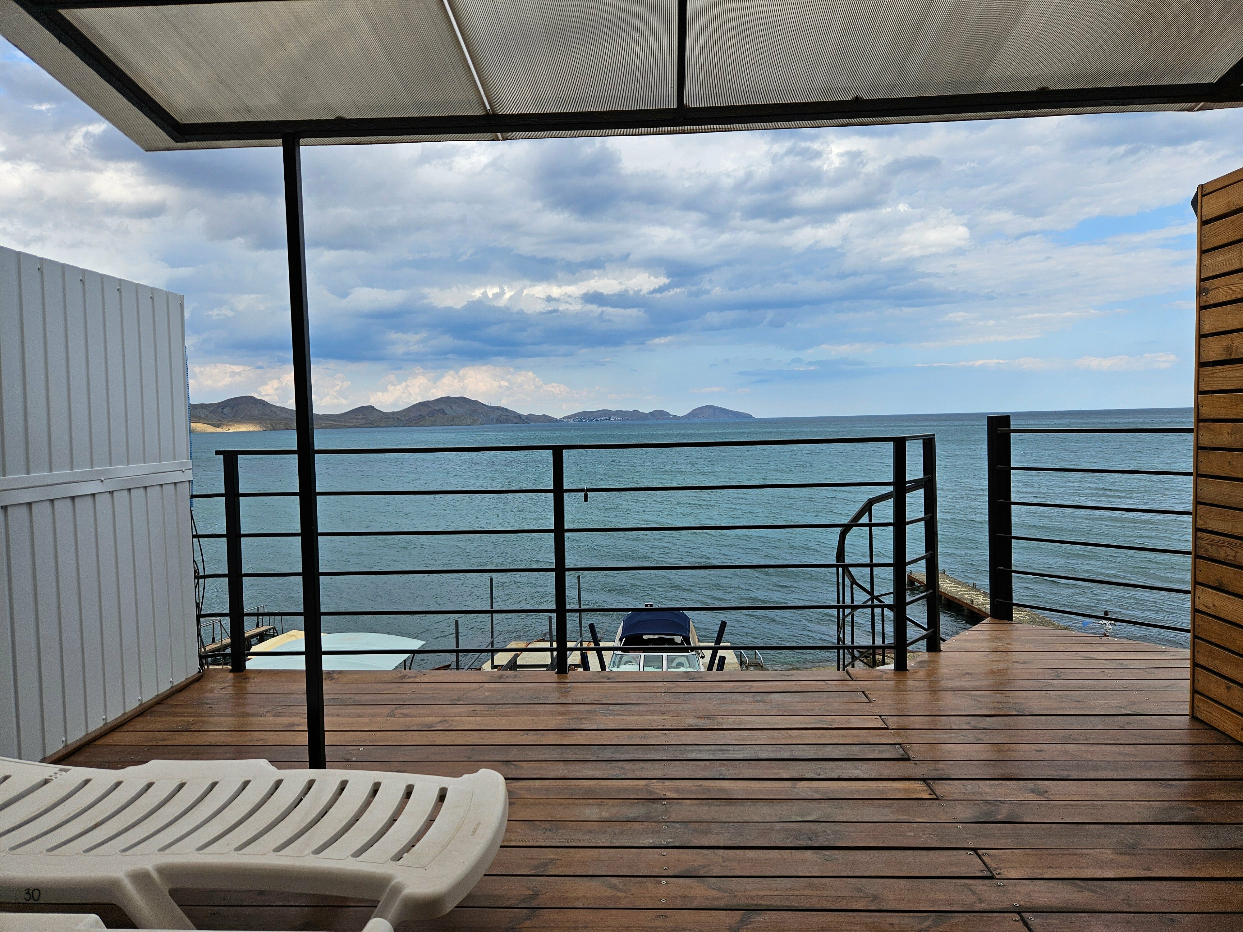 Апартаменты-студия с видом на море