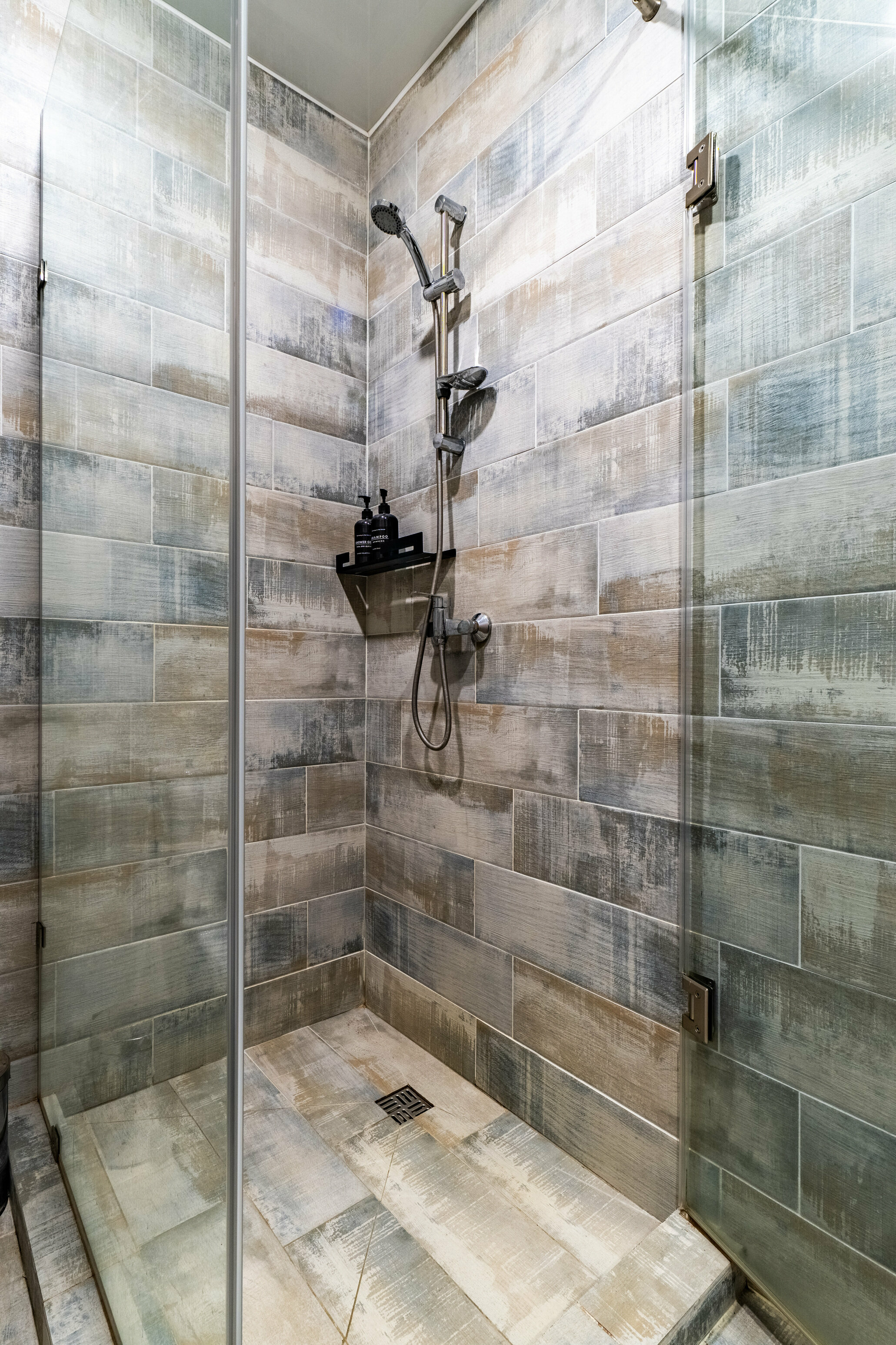 Двухместный номер с 2 отдельными кроватями и ванной