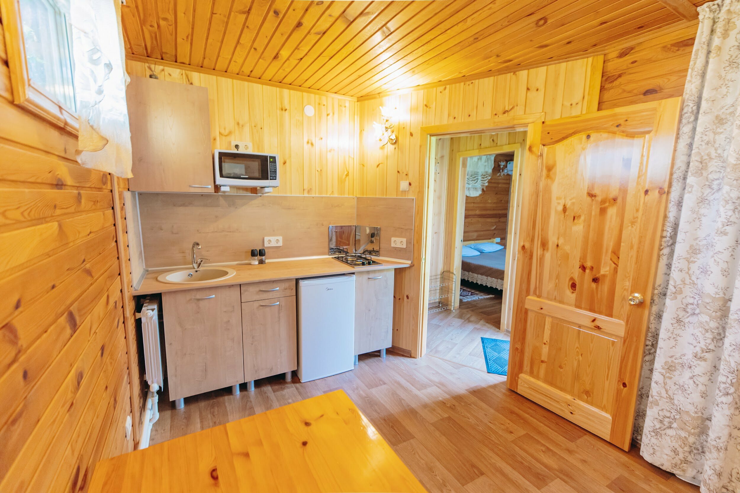 Cемейный номер с собственной ванной комнатой