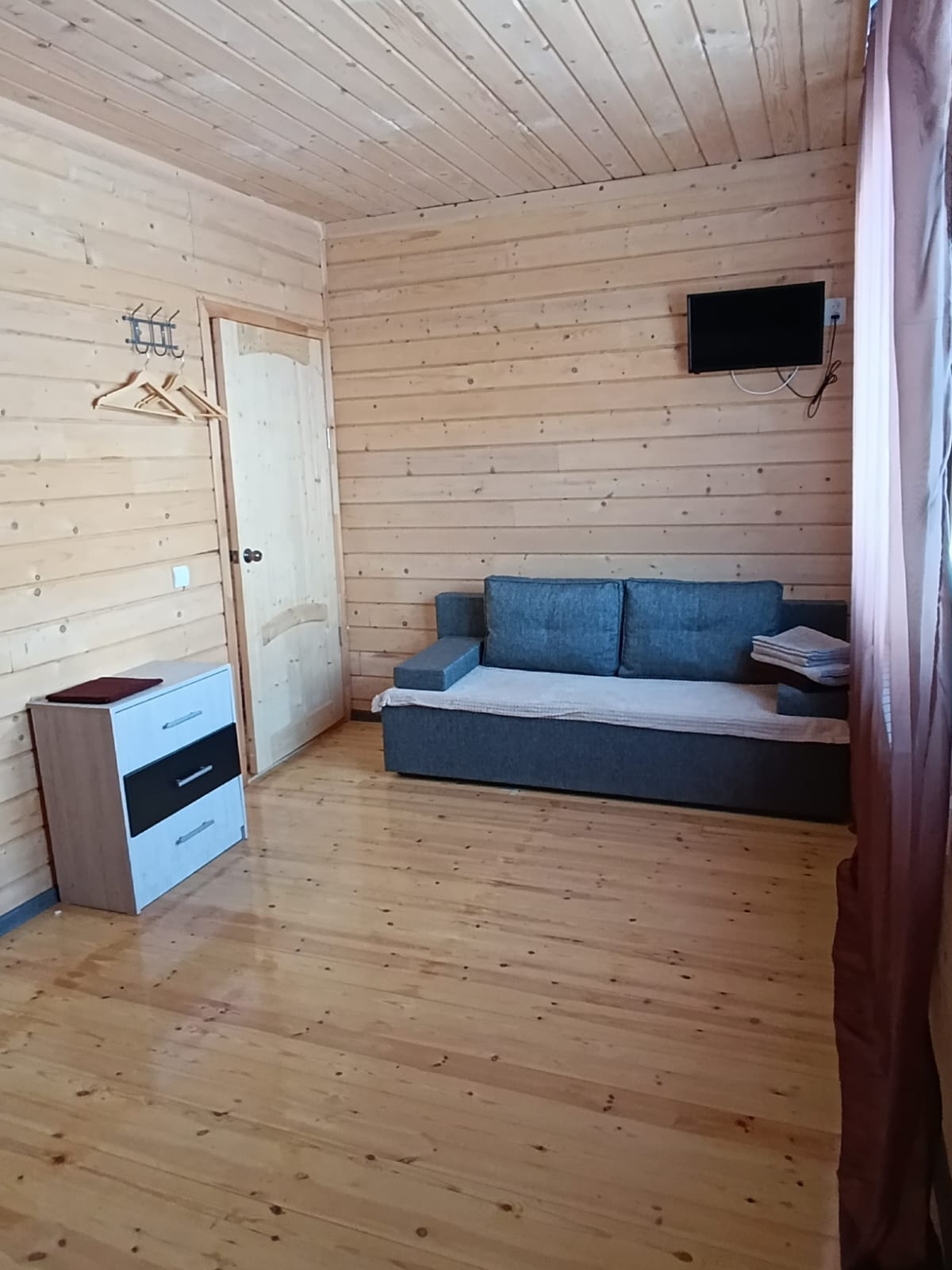 Семейный номер с видом на горы