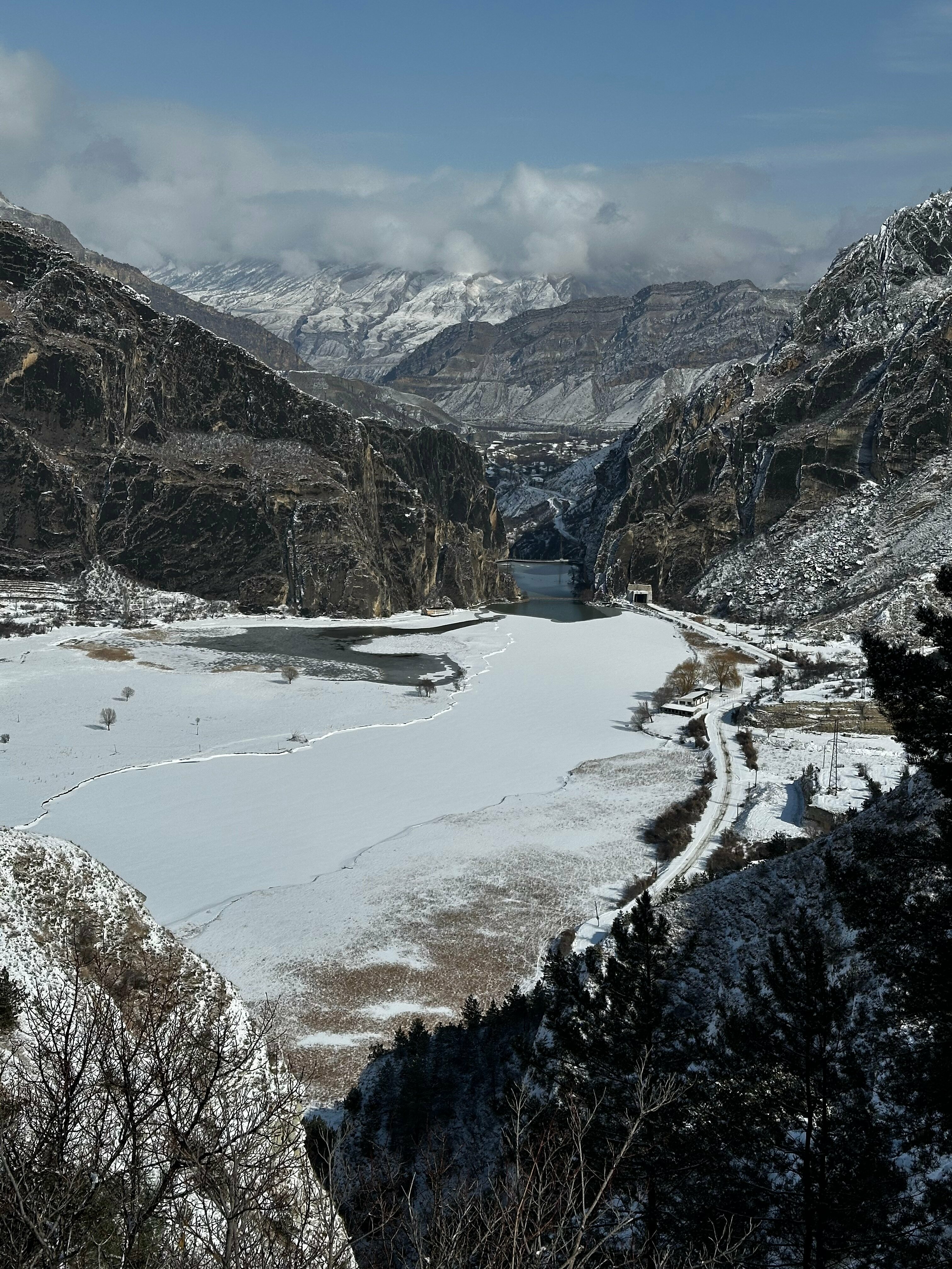 Семейный номер с видом на горы