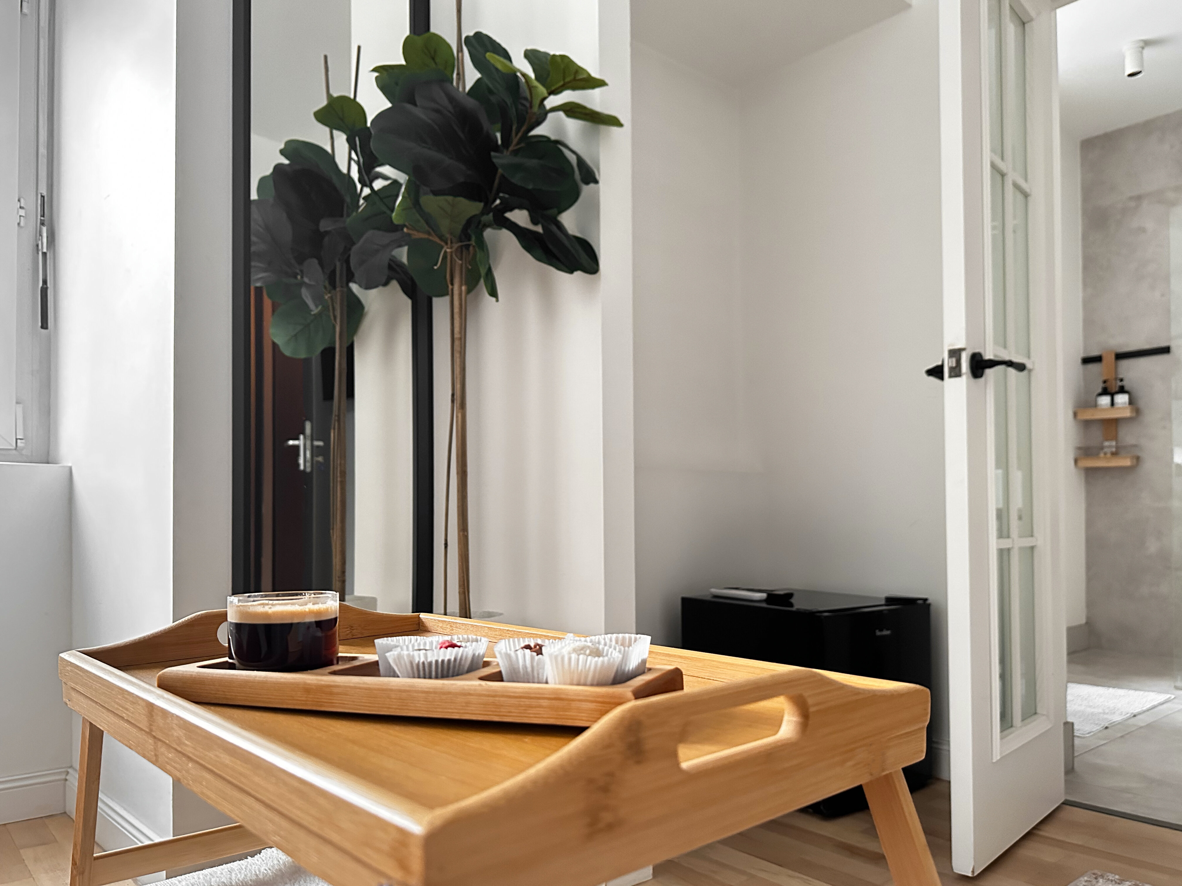 Улучшенный номер с кроватью размера «king-size»