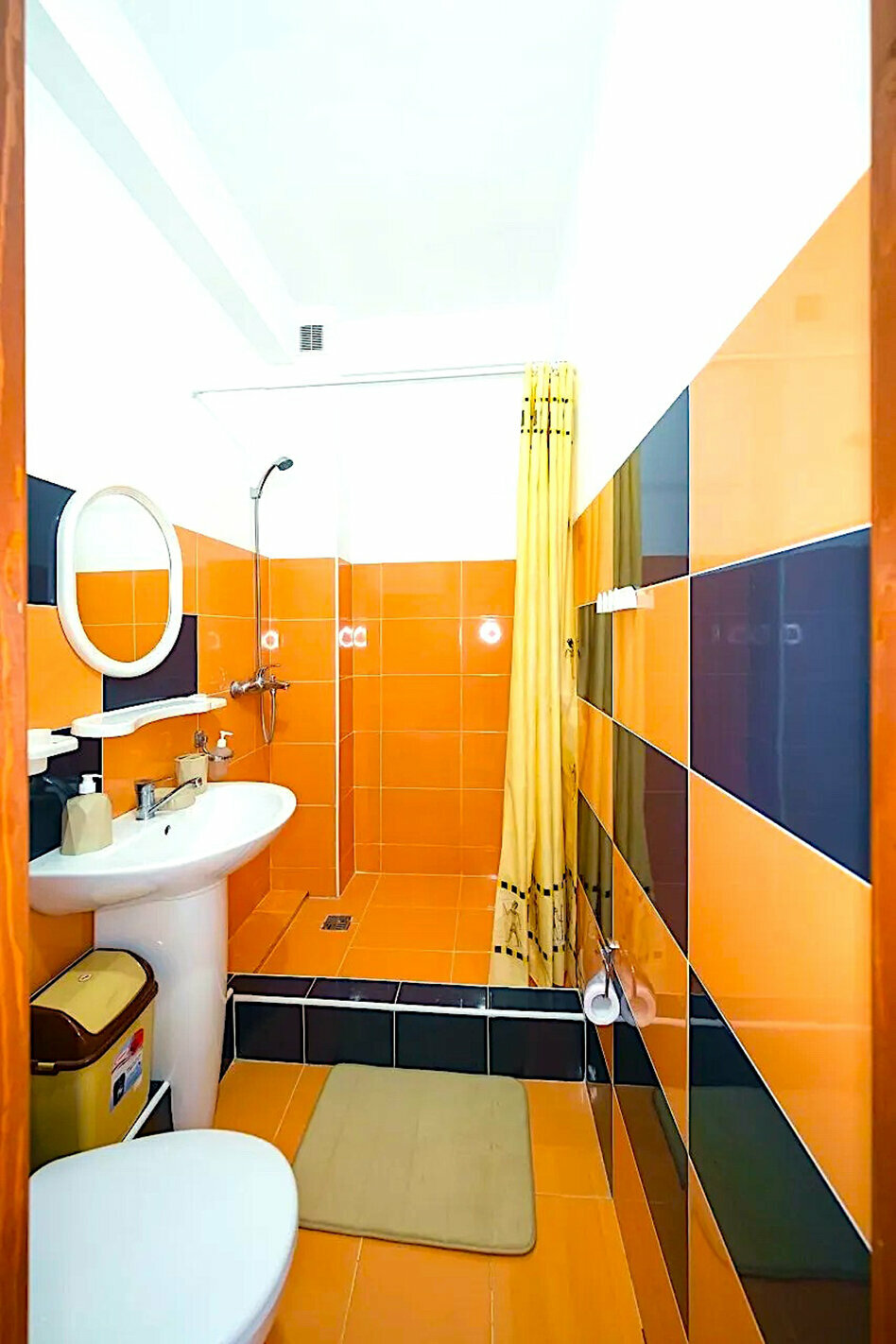 Трехместный номер с балконом