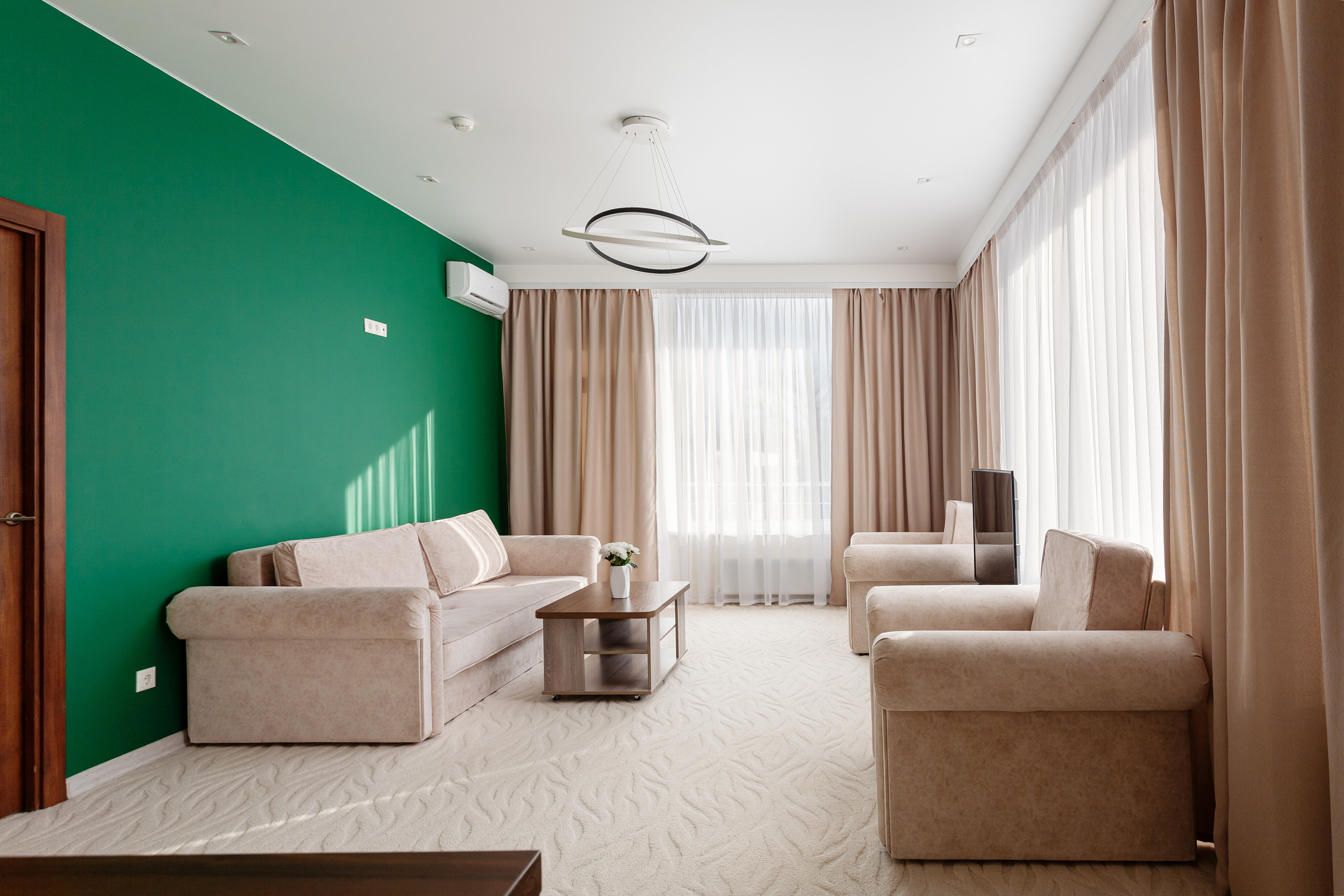 Люкс с балконом