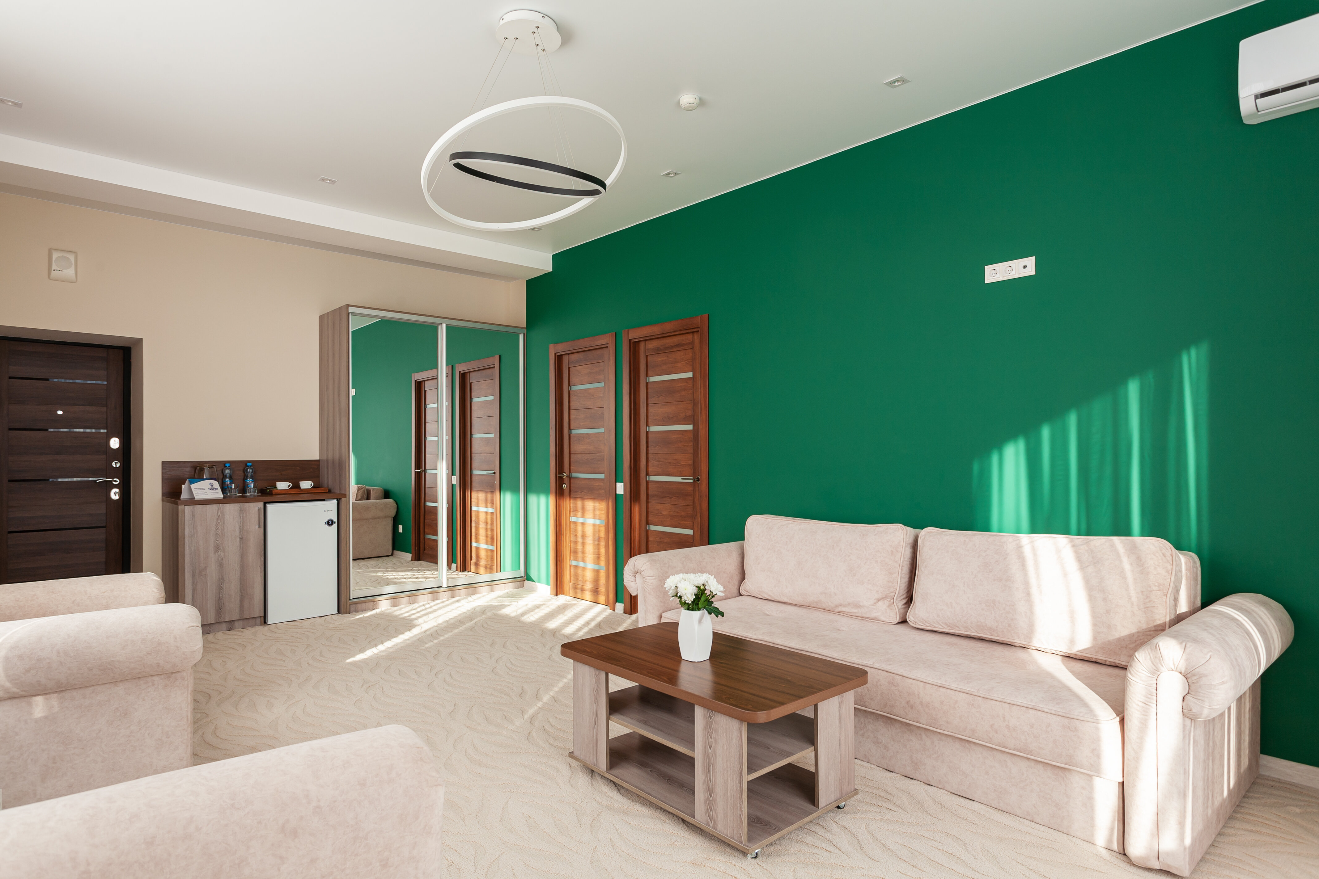 Люкс с балконом