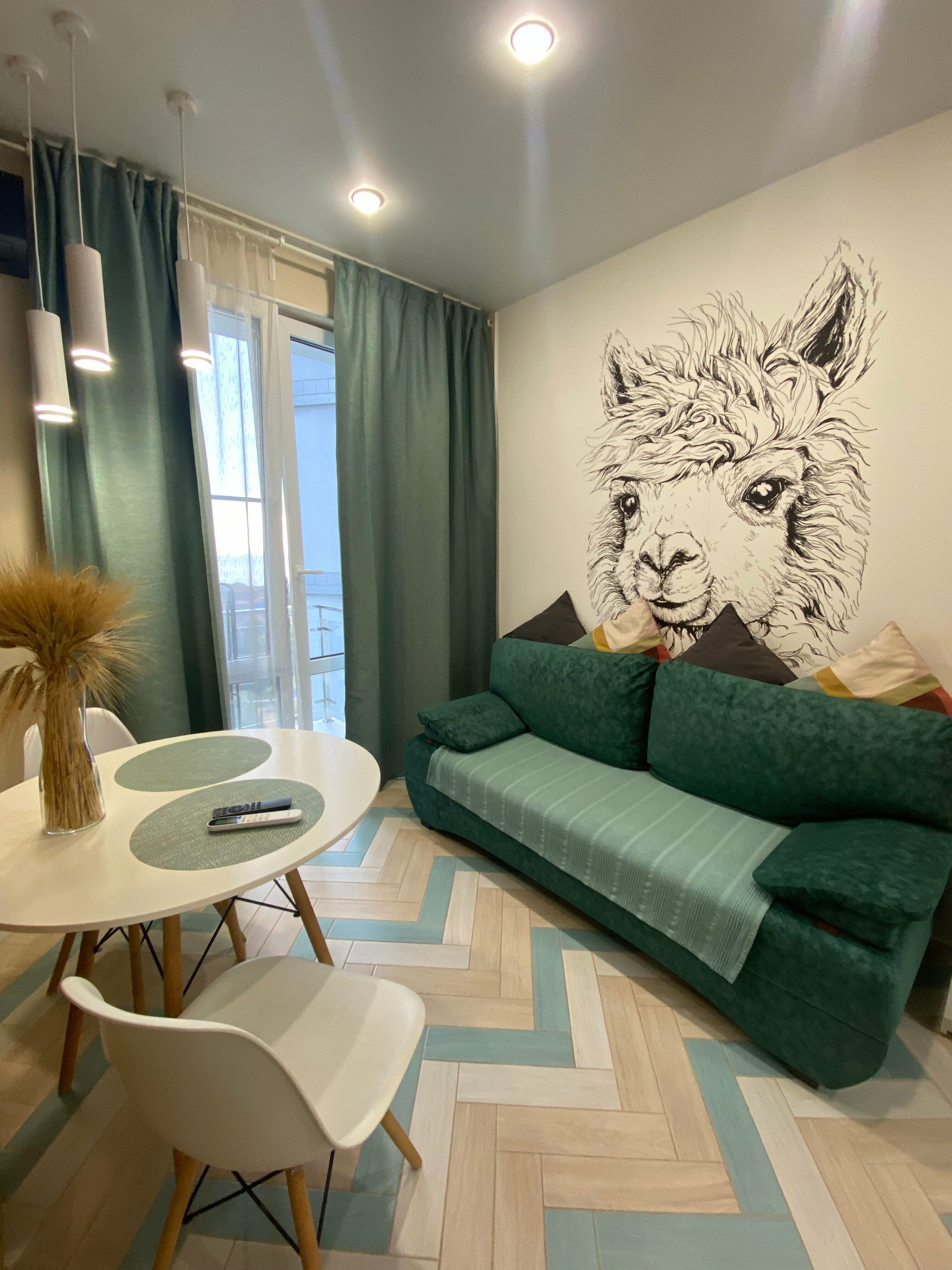 Трехместный номер с собственной ванной комнатой