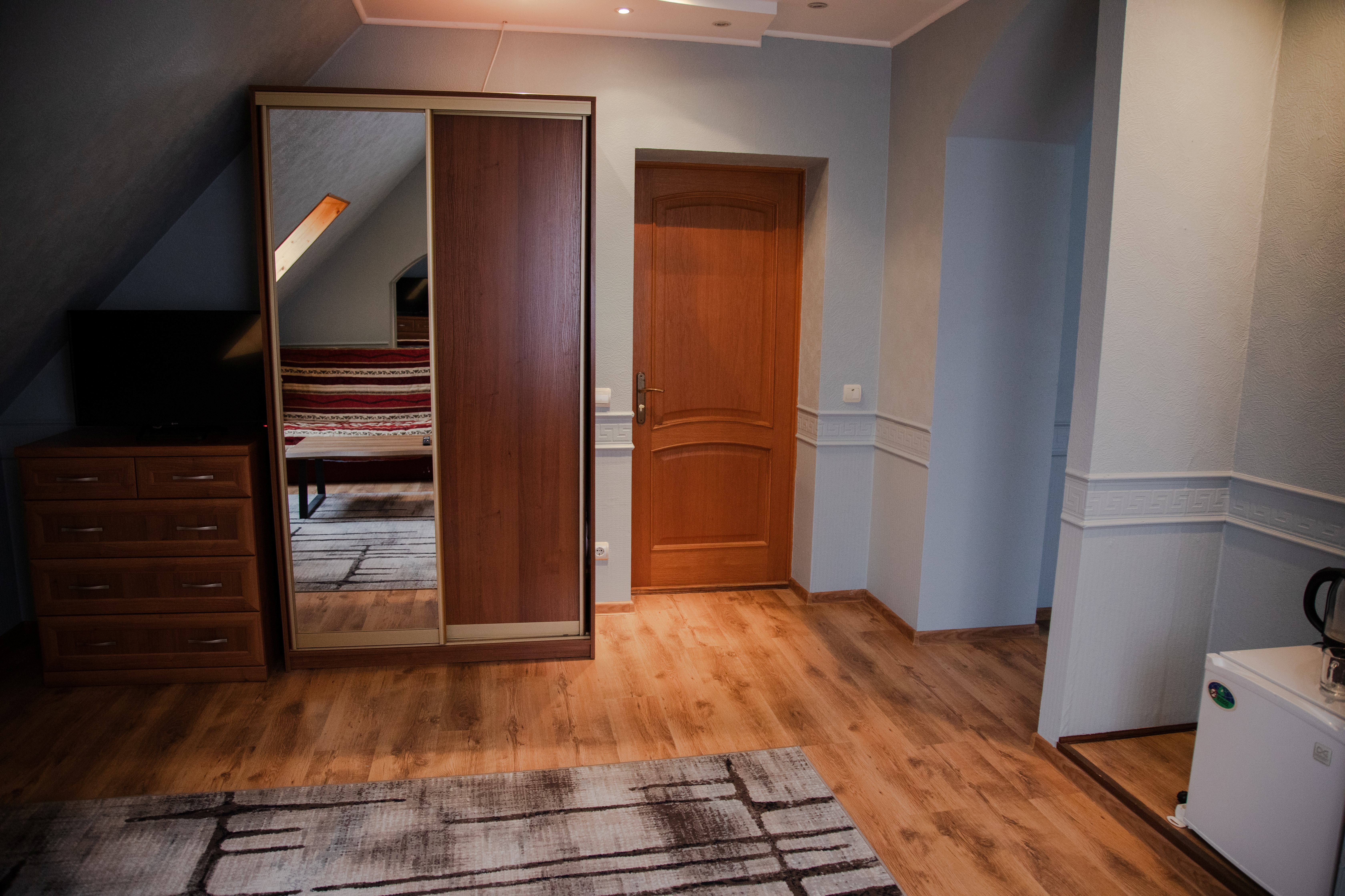 Двухкомнатный номер улучшенный в отдельном домике