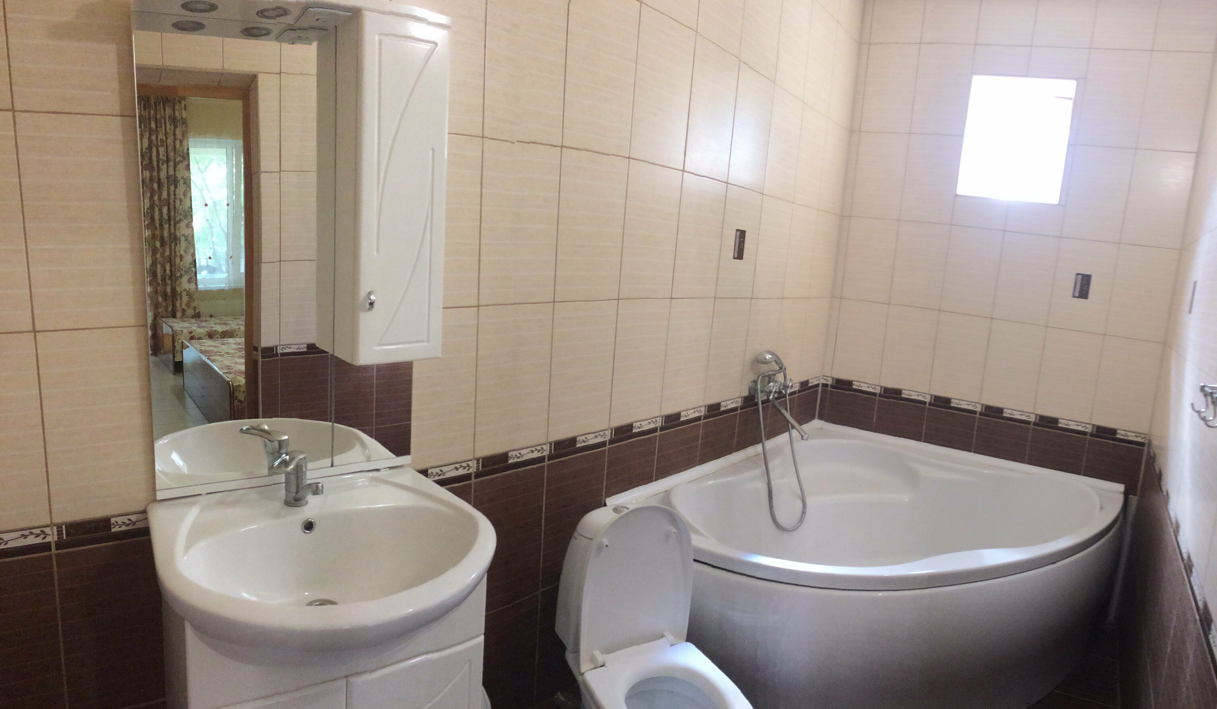 Трехместный номер Делюкс