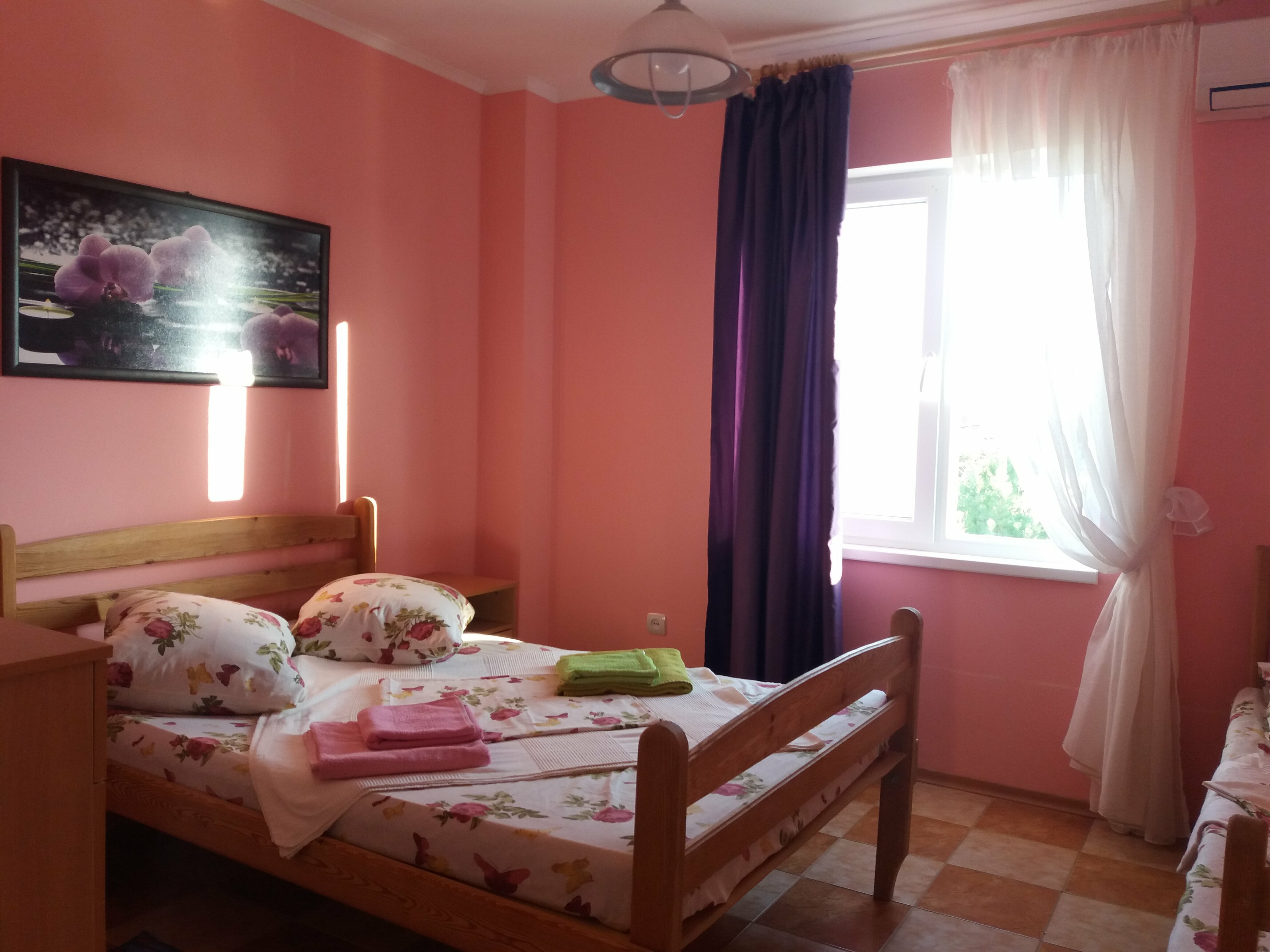 Трехместный номер эконом-класса