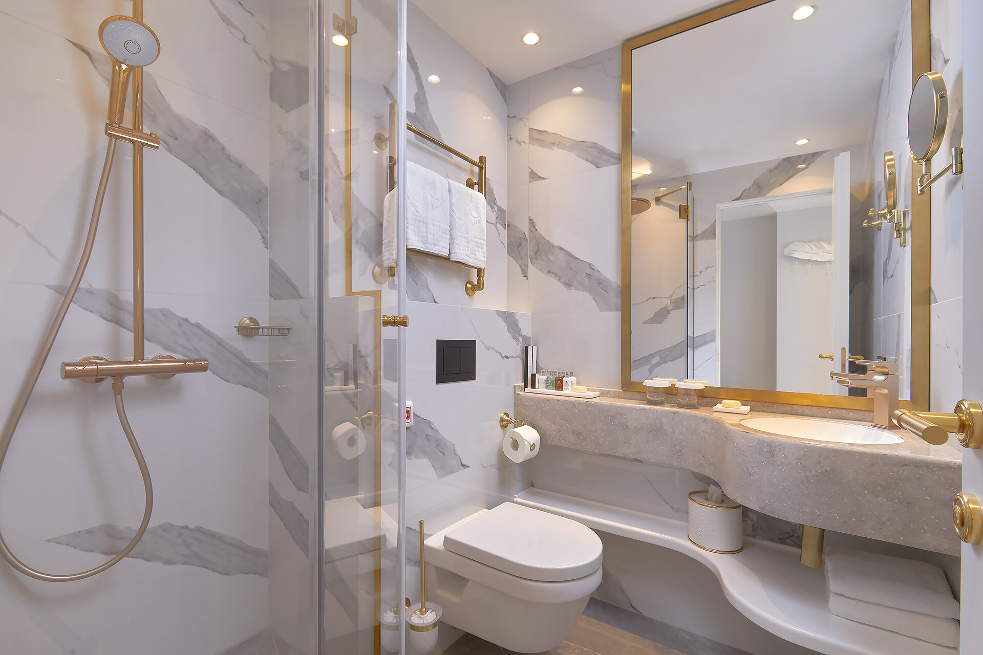 Президентские Апартаменты "Европа"