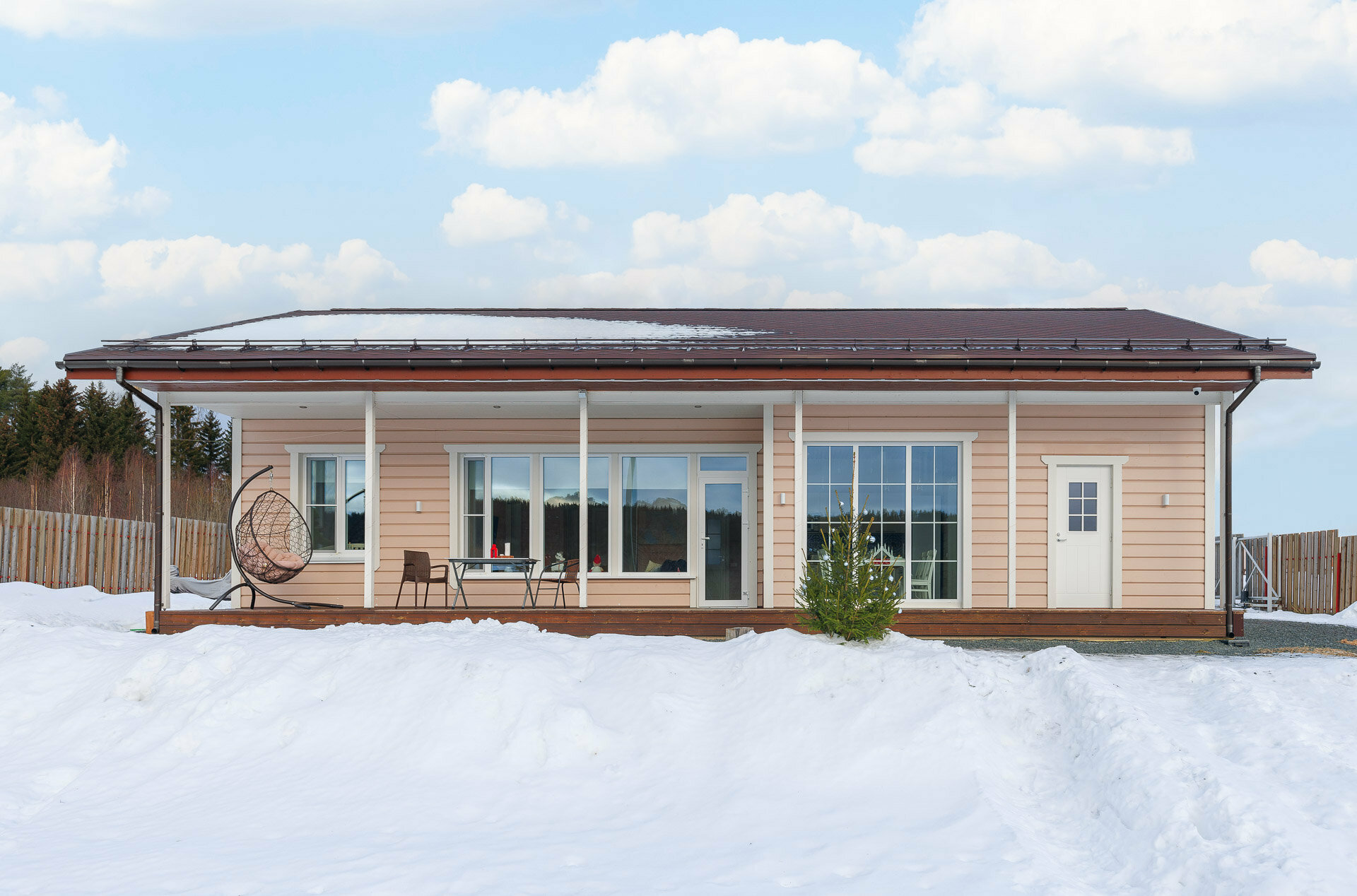 Коттедж с видом на озеро