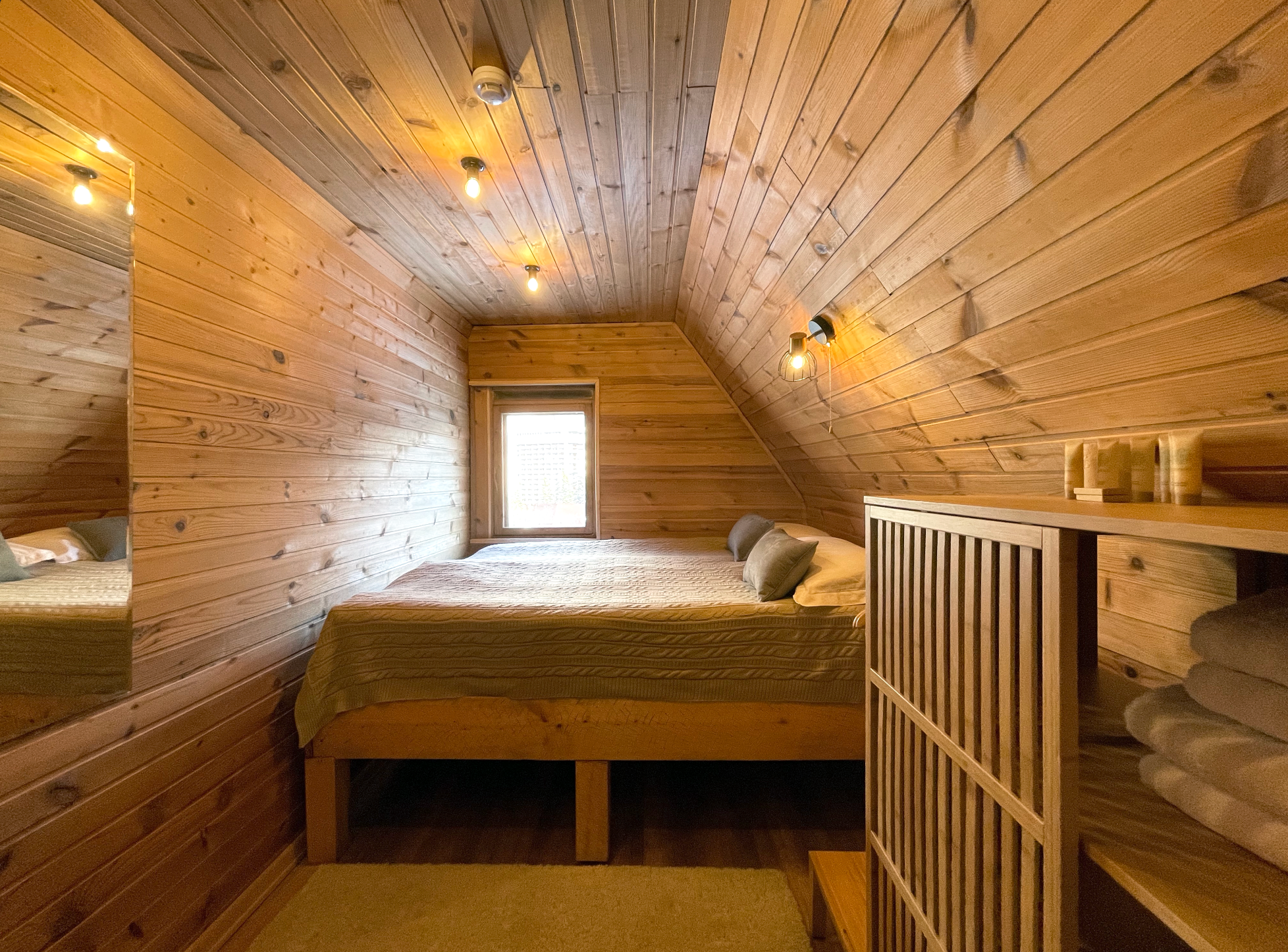 Бюджетный двухместный номер с общим санузлом на этаже