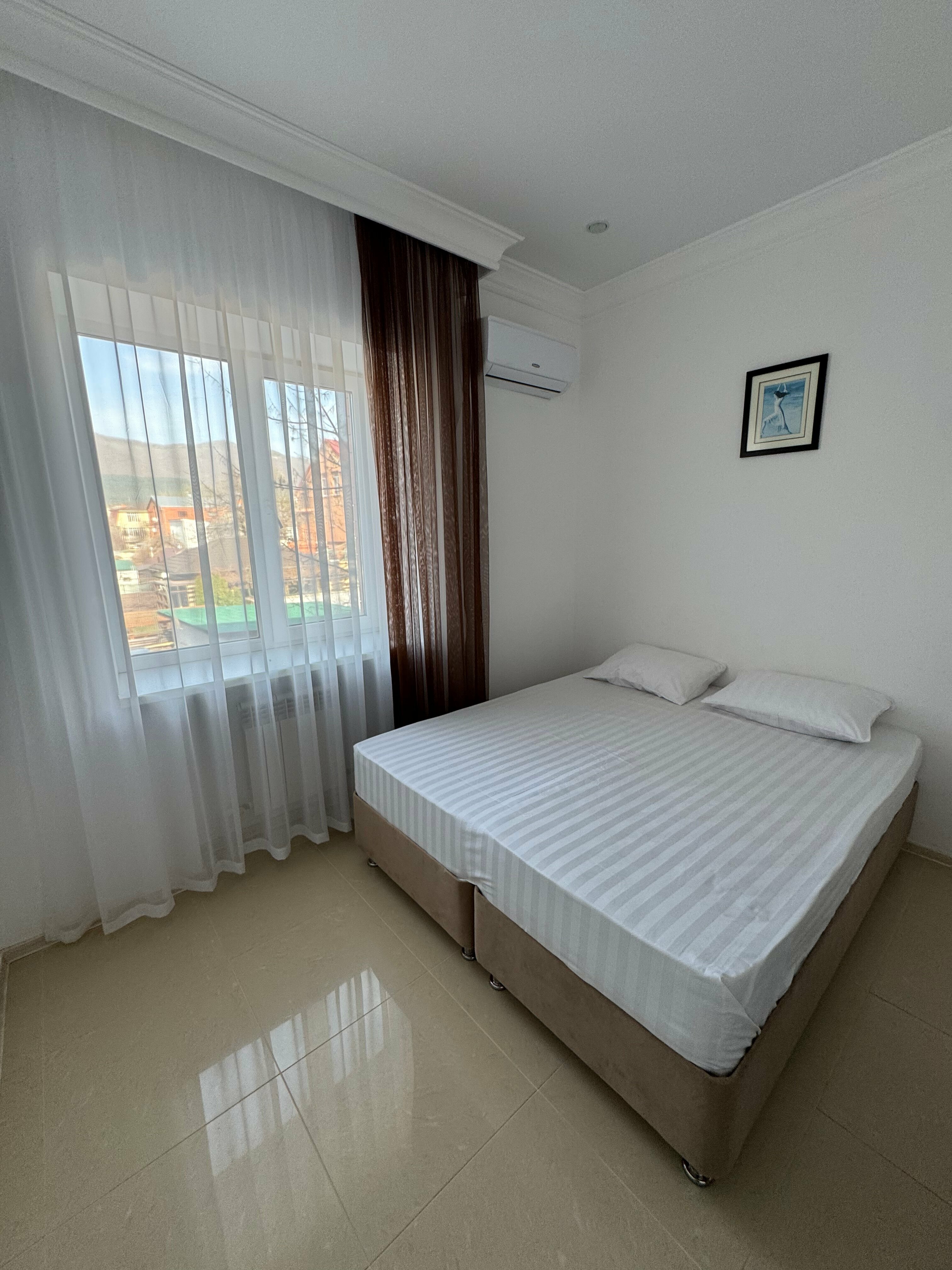 Двухместный номер с 1 кроватью и видом на горы