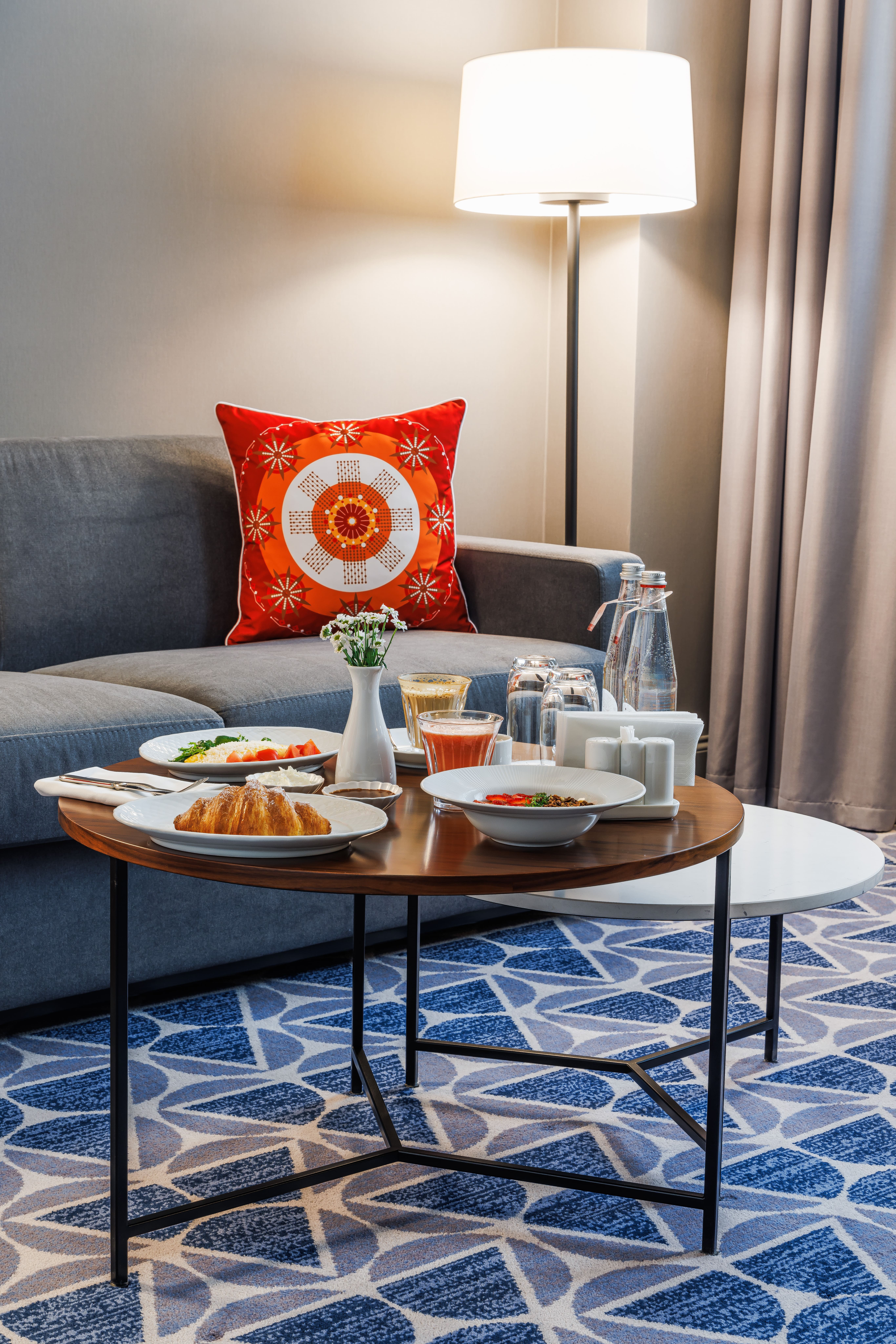 Люкс Амбассадор с балконом