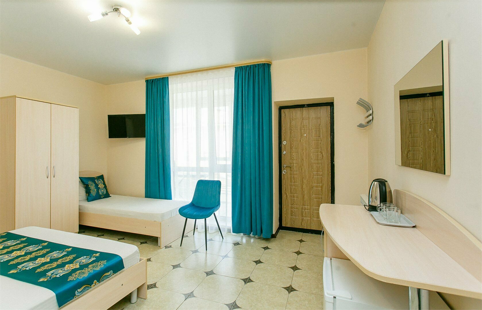 Трёхместный Семейный