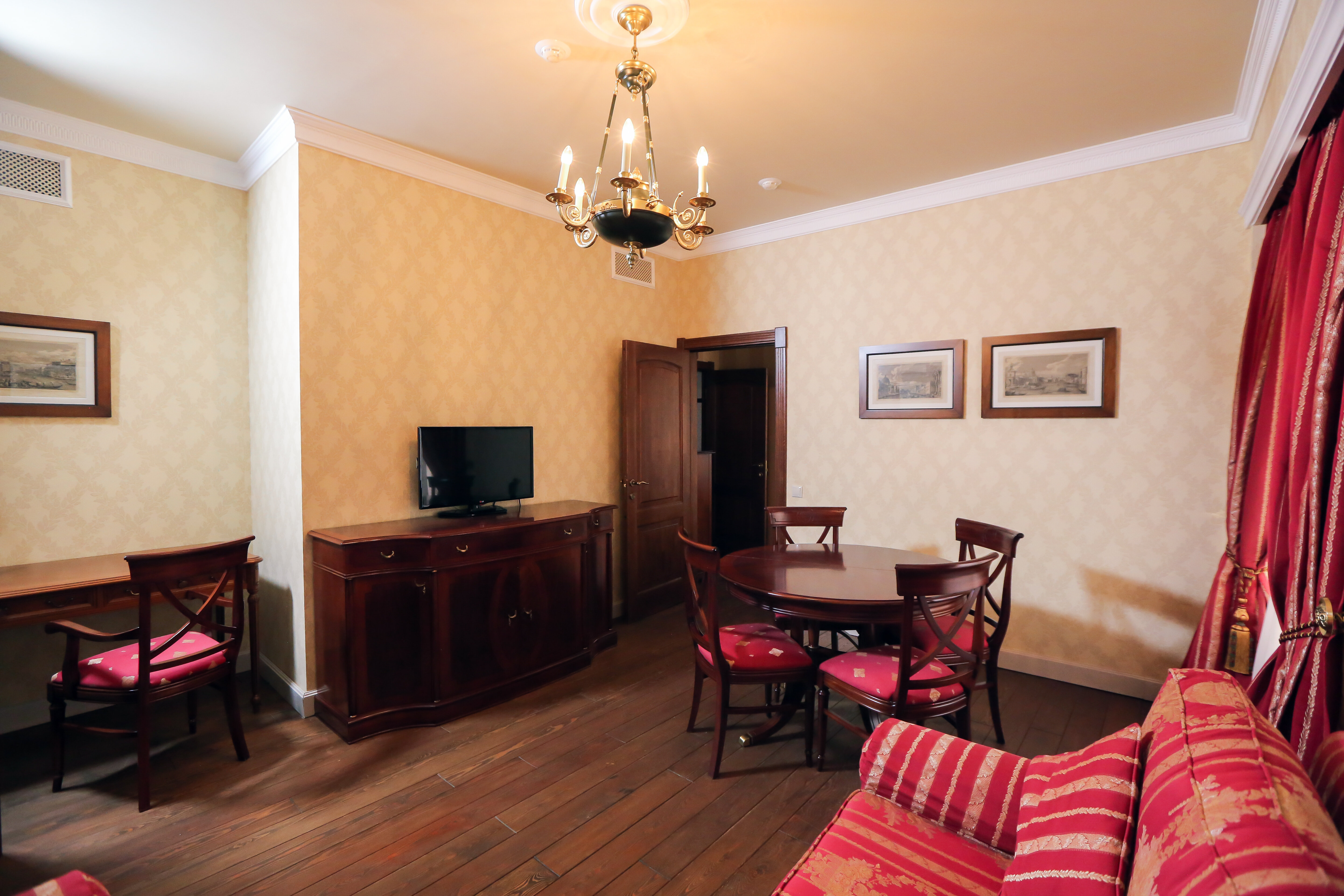 Роскошный четырехместный номер