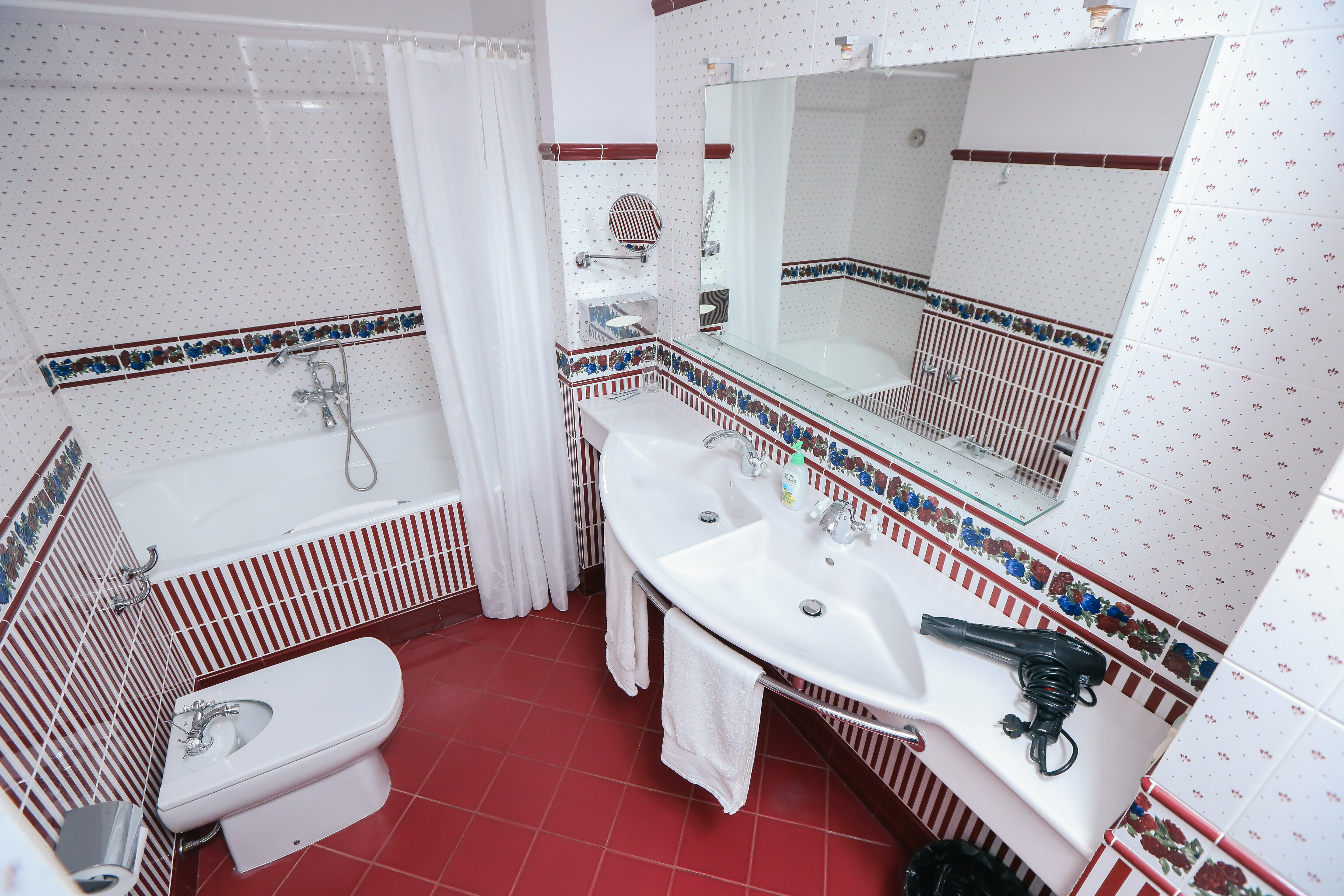 Роскошный четырехместный номер