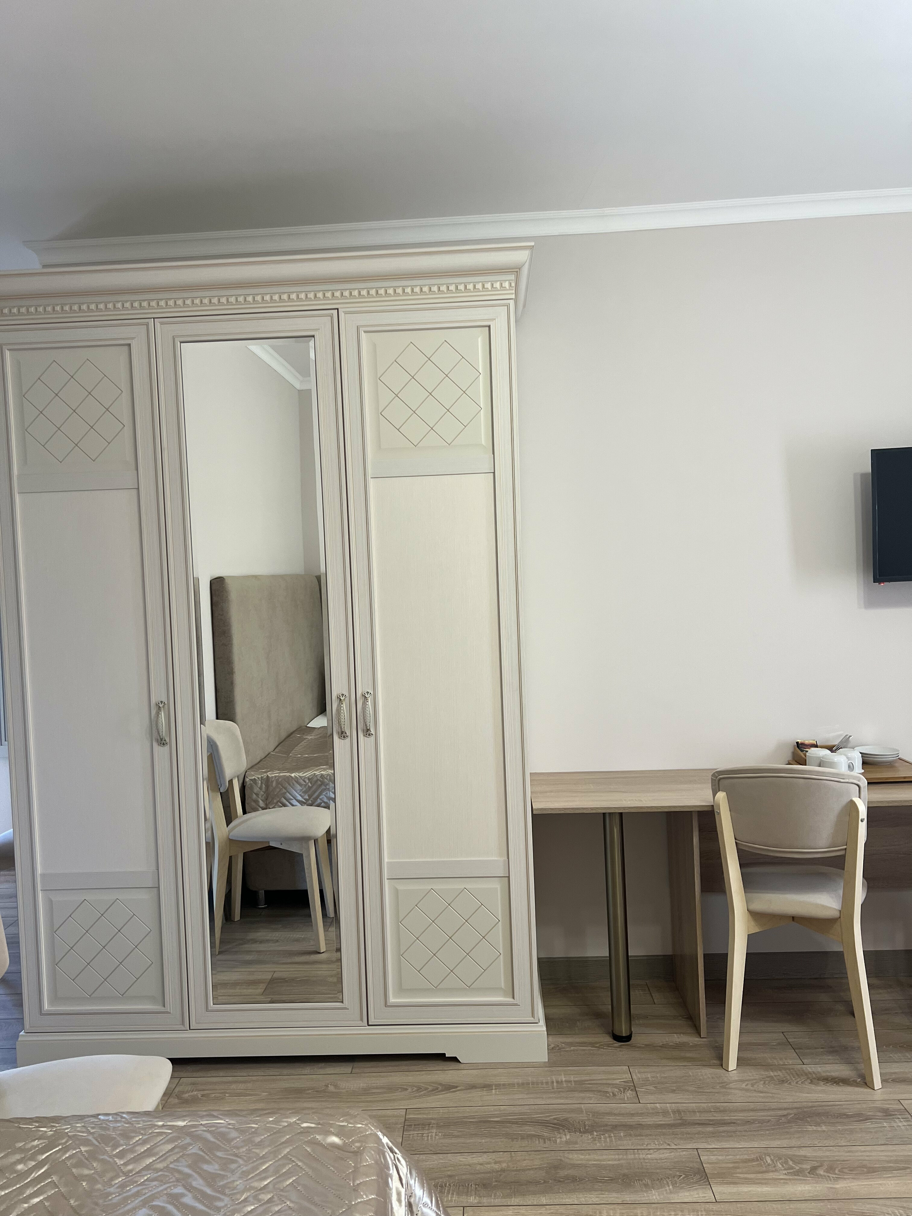 Трехместный номер "Делюкс" №7