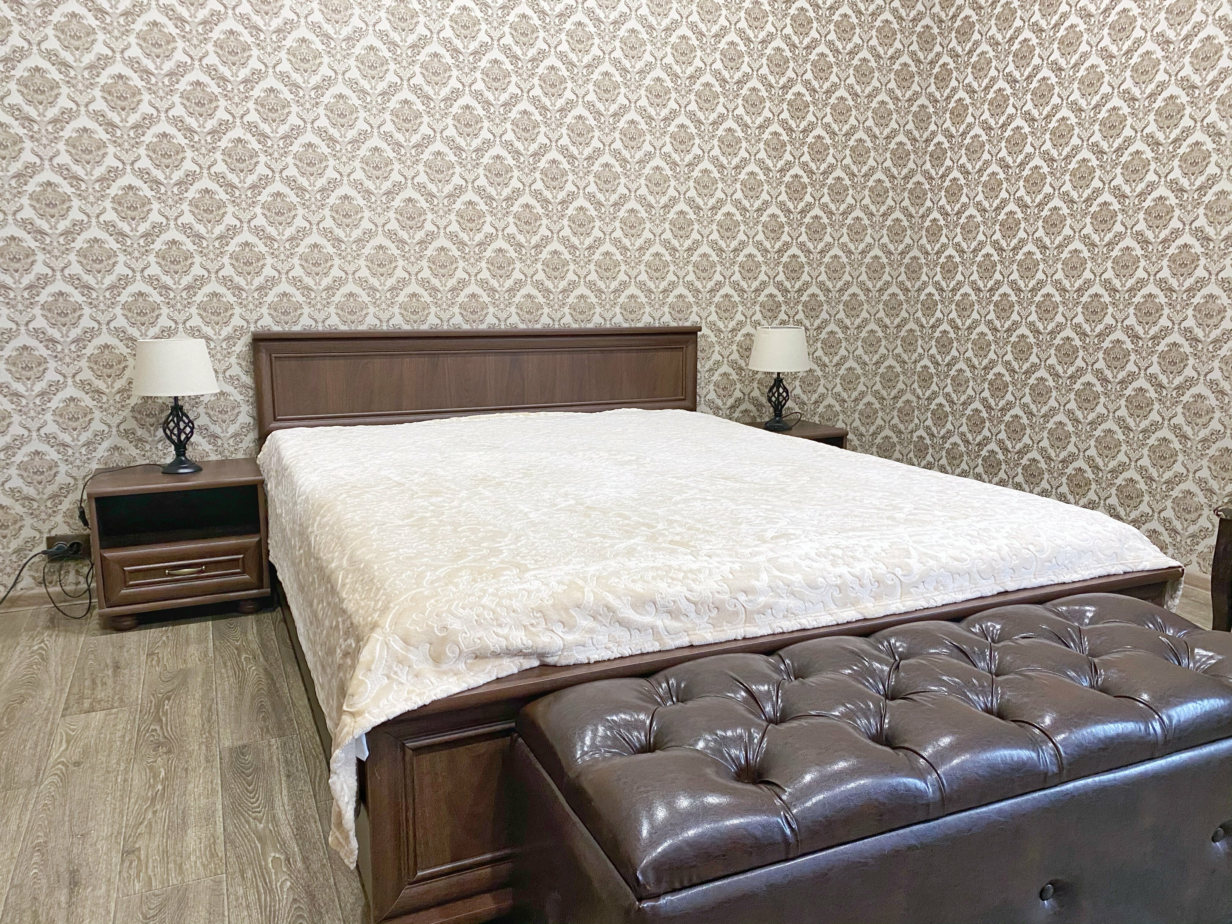 Улучшенный двухместный номер с 1 кроватью и 1 диваном