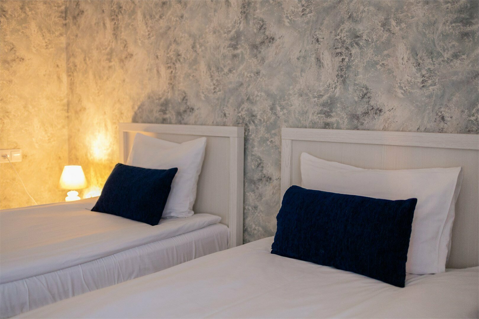 Улучшенный номер с двумя раздельными кроватями