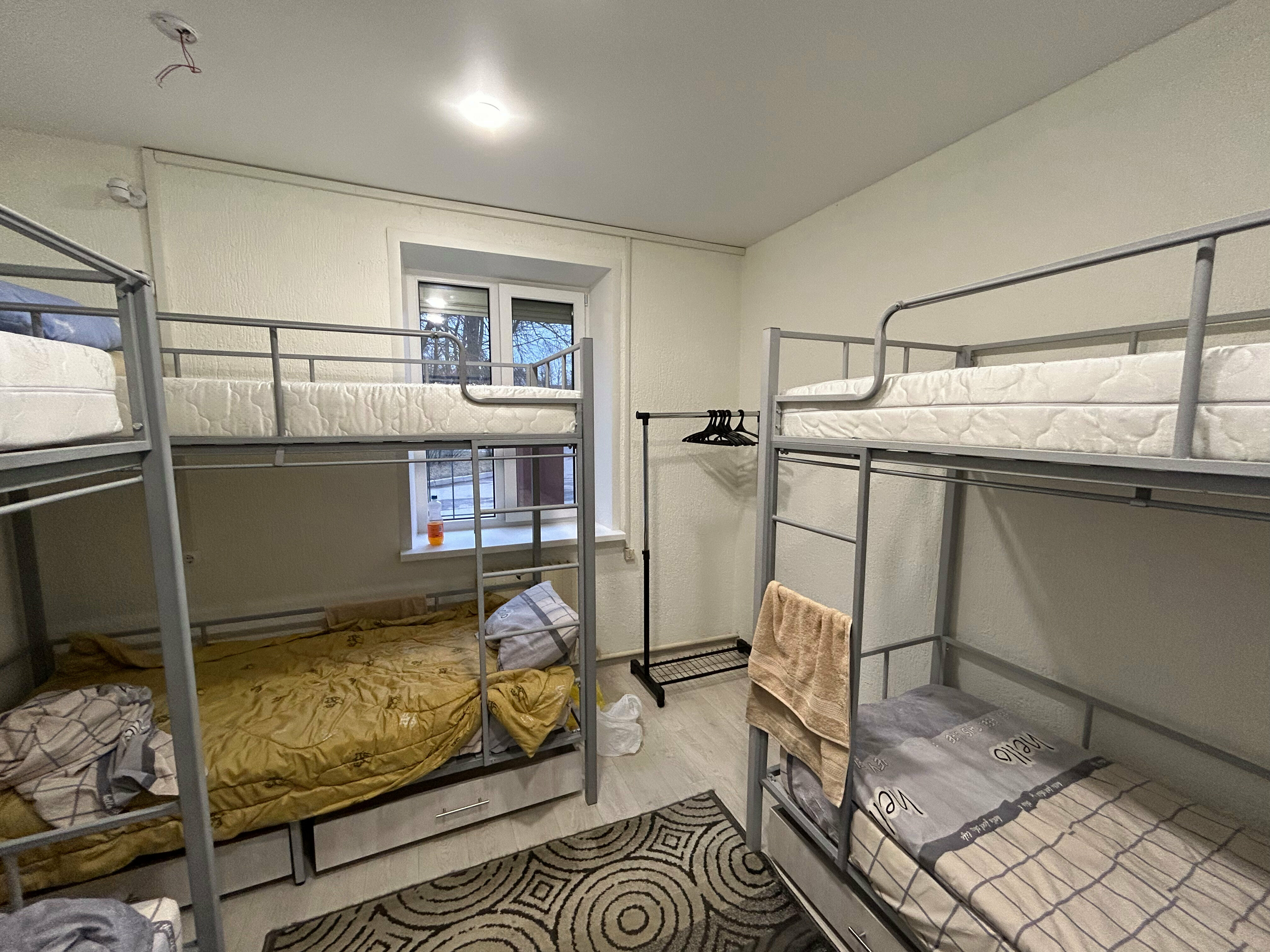 Общий 6-местный номер для мужчин и женщин