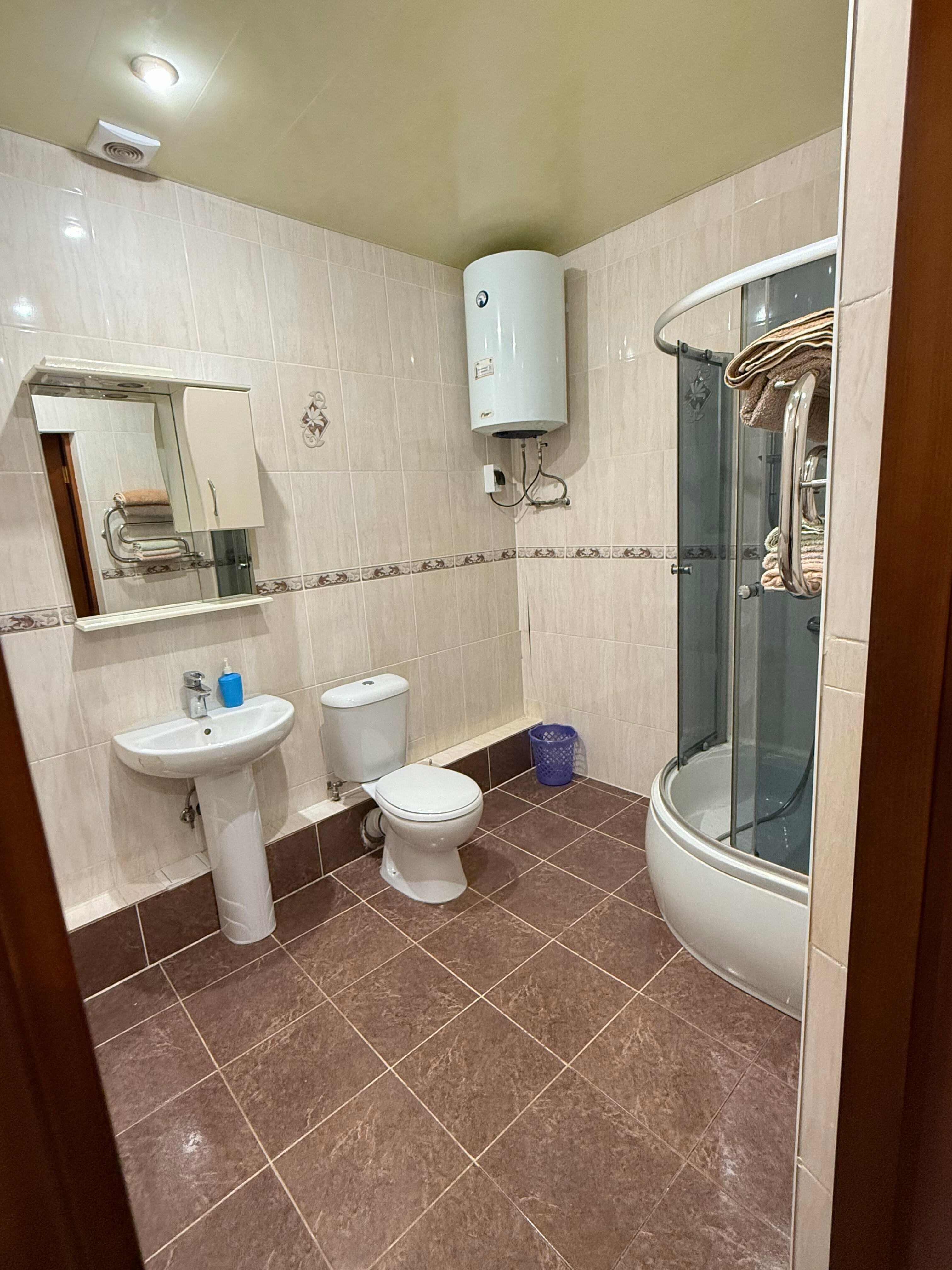 Трехместный номер с видом на бассейн