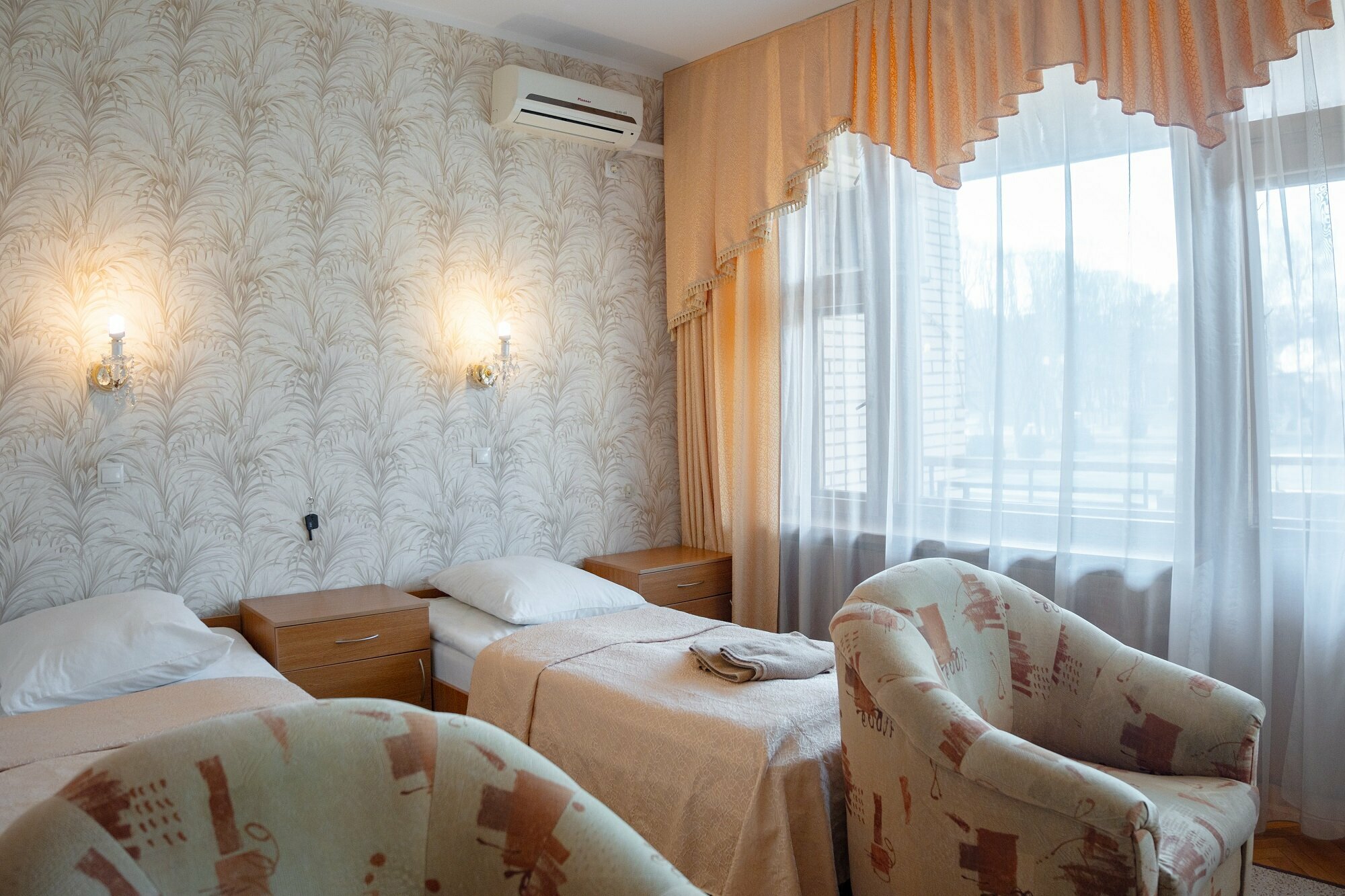 Стандарт двухместный (1 корпус) (две кровати)