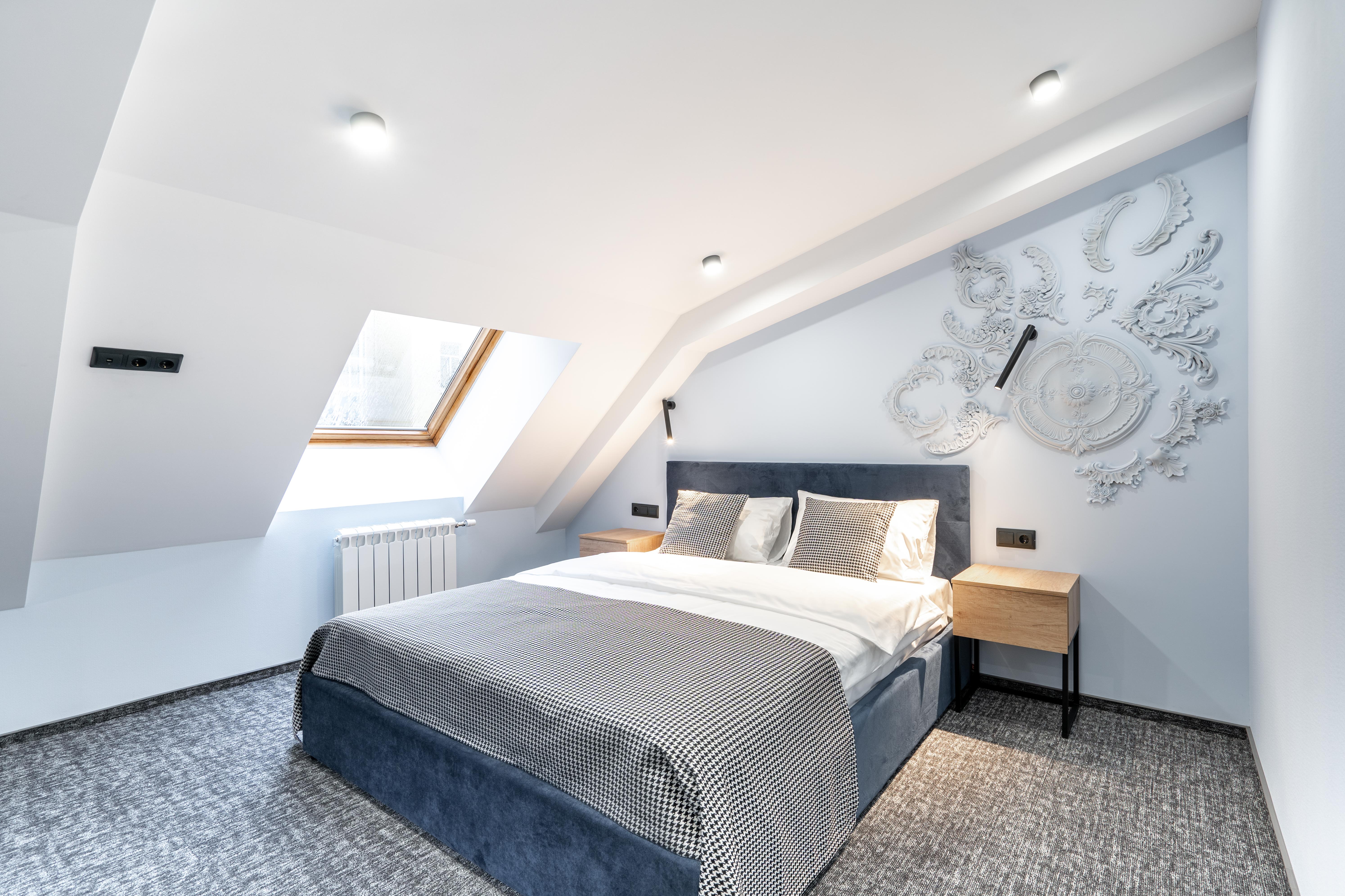 Двухместный стандартный номер на мансарде "Адмиралтейство"