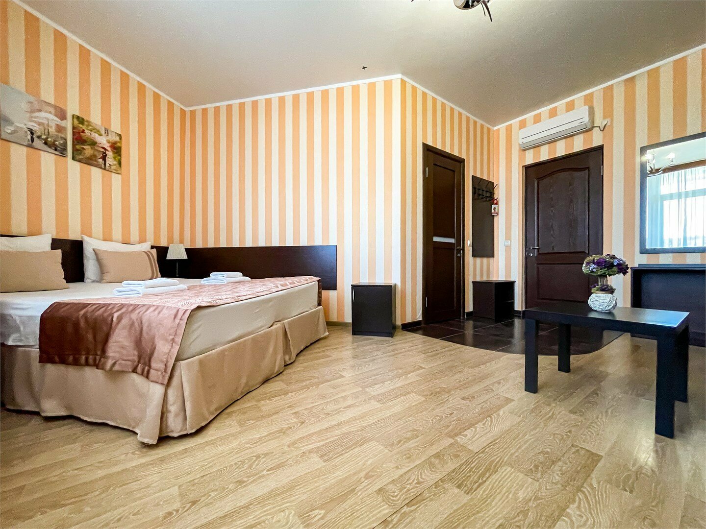 Четырехместный номер с балконом