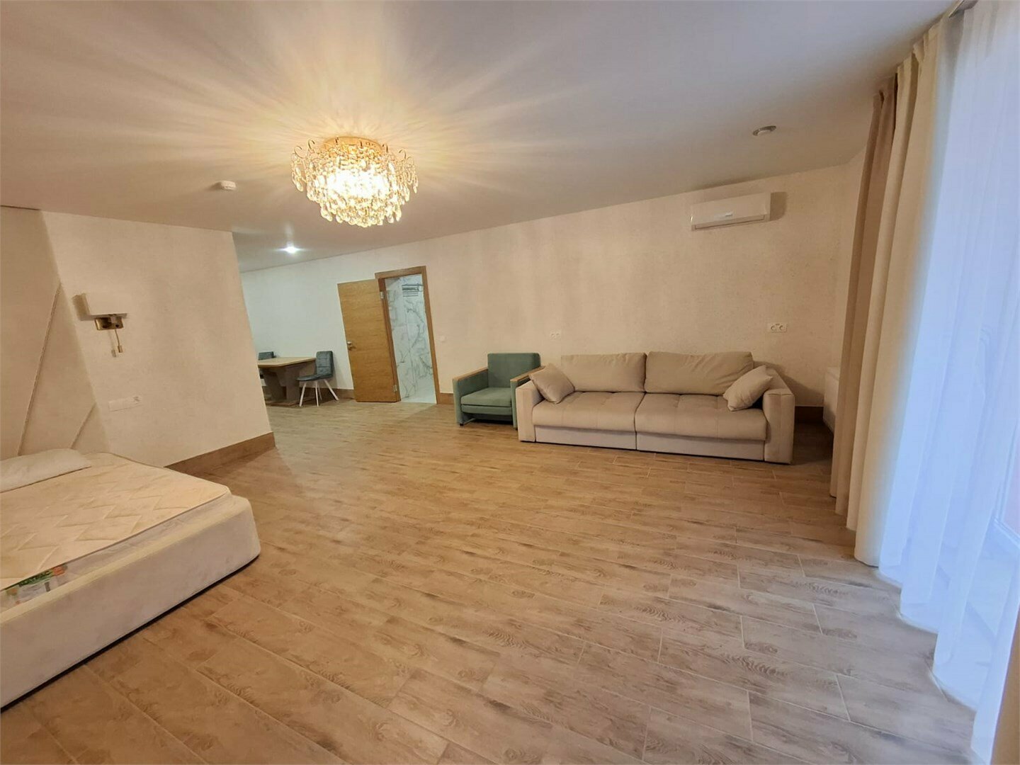 Люкс однокомнатный с камином