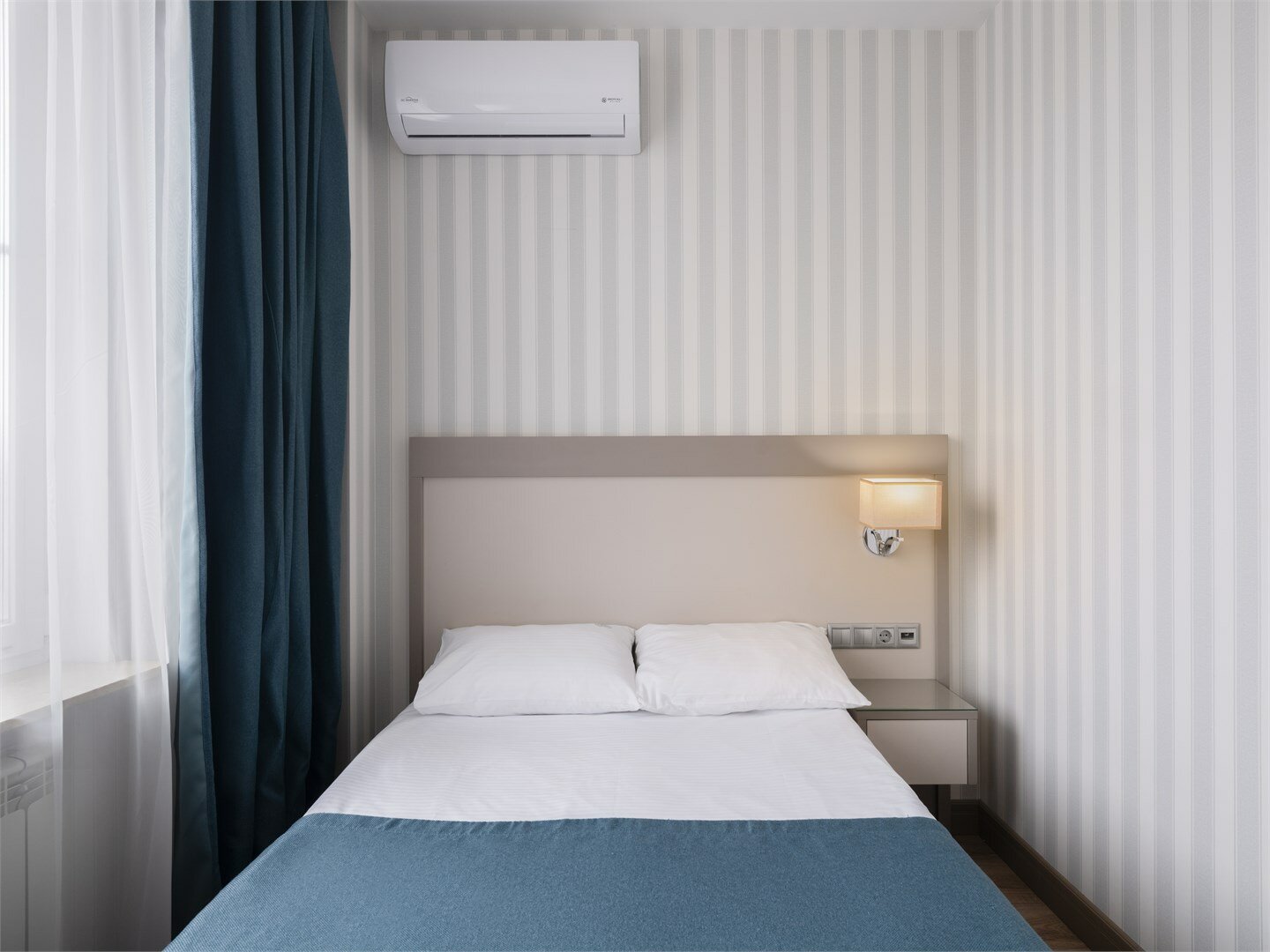 Стандарт с двуспальной кроватью