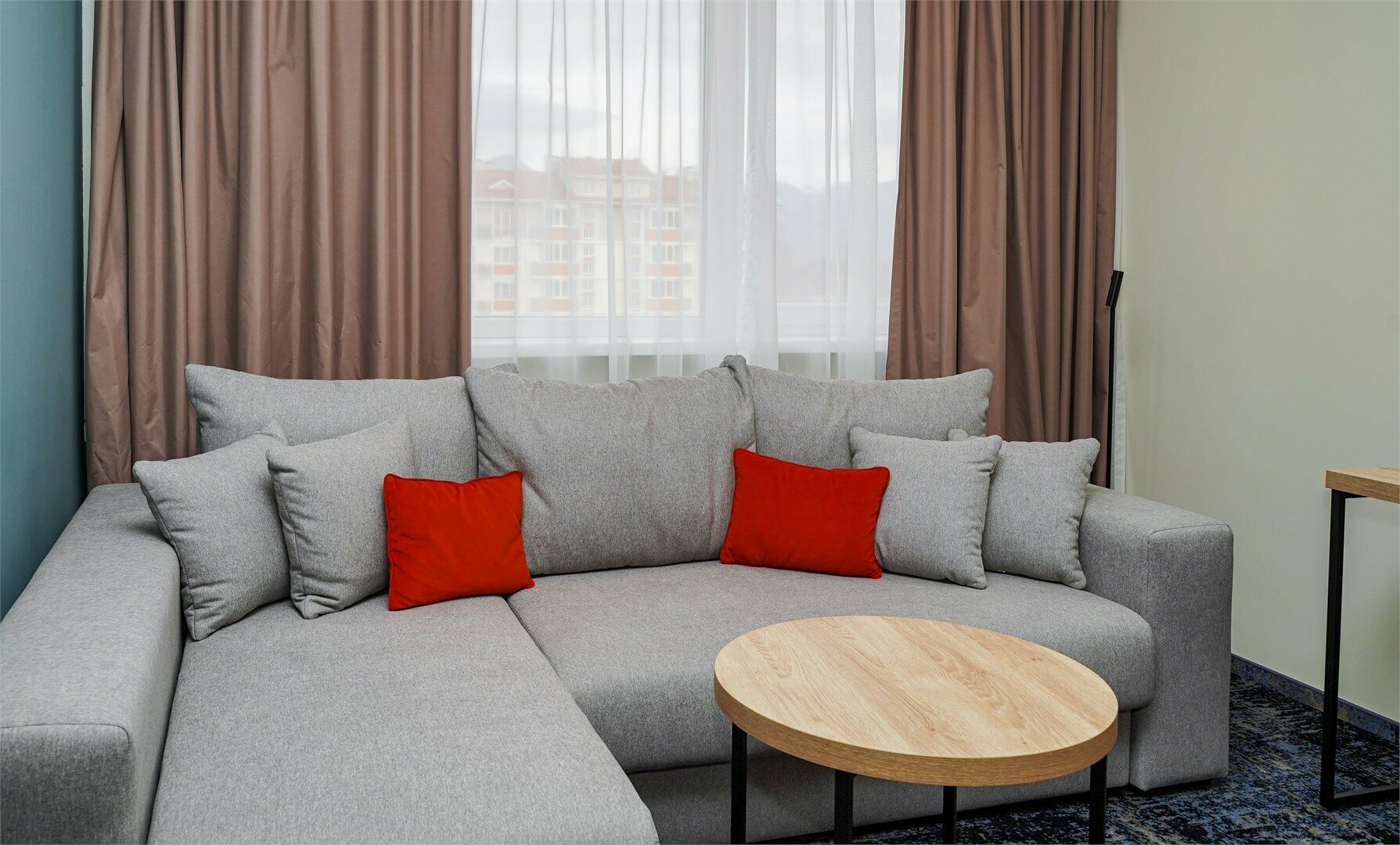 Стандарт Комфорт 2-местный с диваном