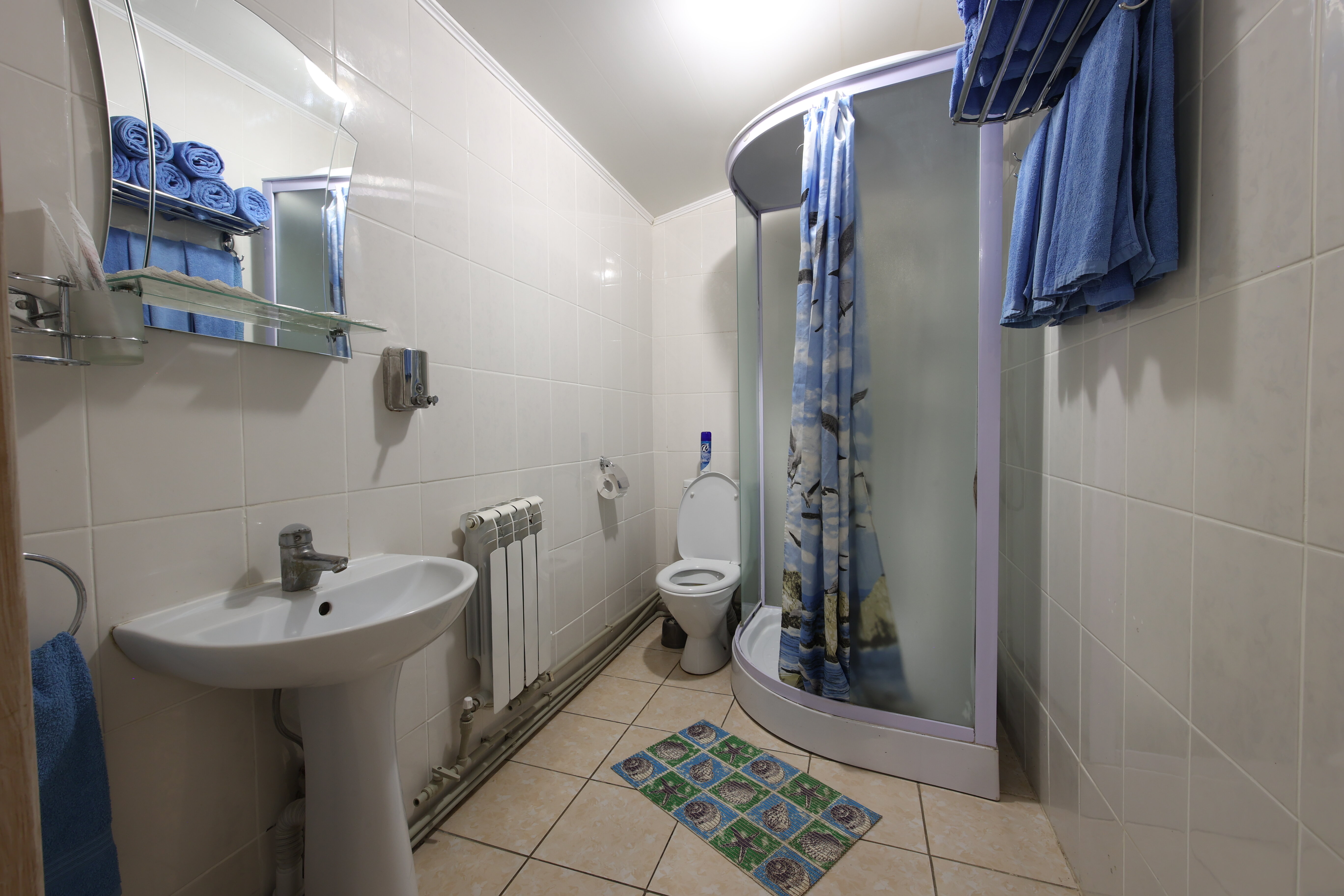 Дом с видом на озеро