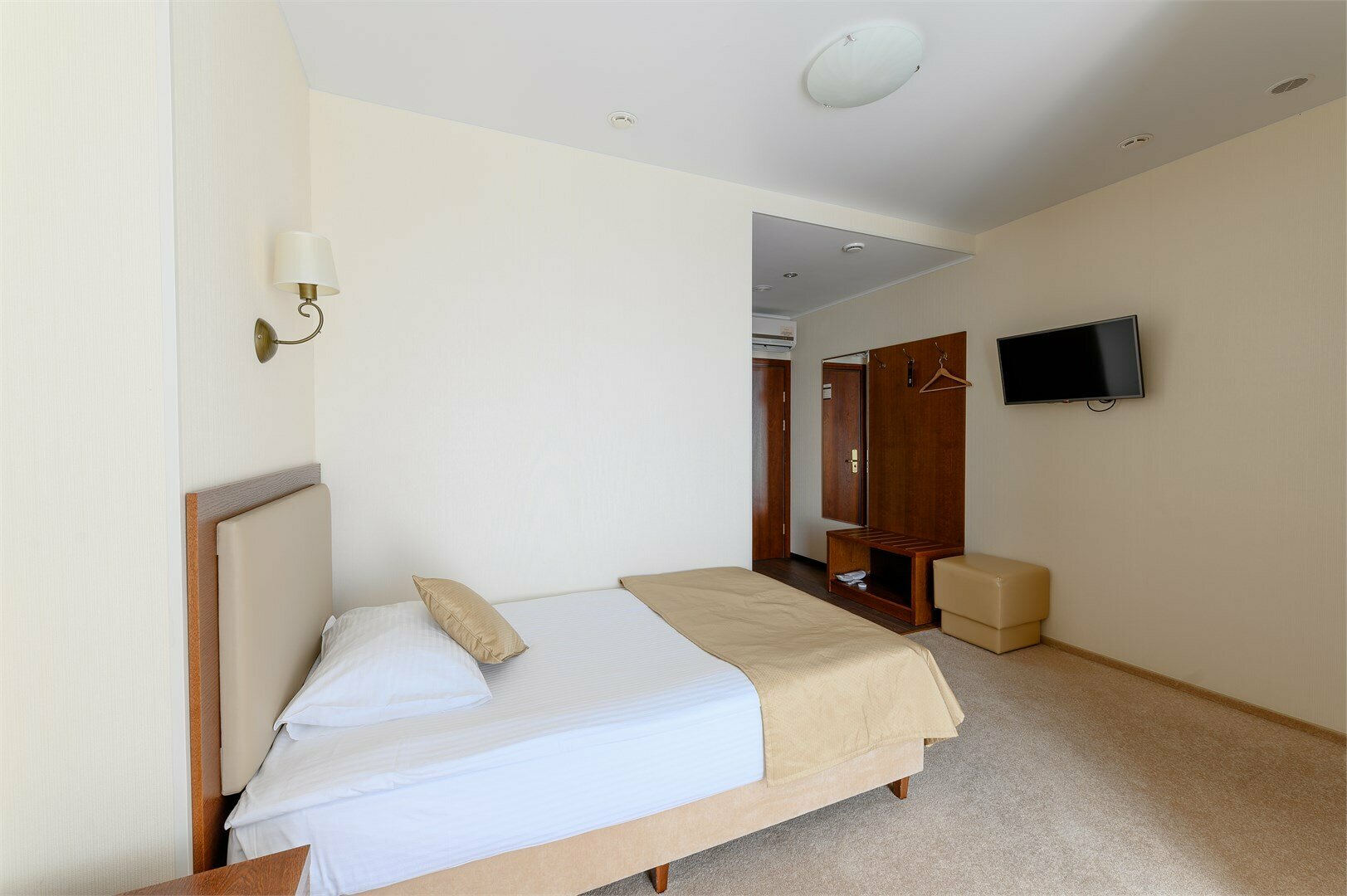 ОДНОМЕСТНЫЙ НОМЕР С ПАНОРАМНЫМ ОКНОМ (SNGL PANORAMA 21/22 этаж)