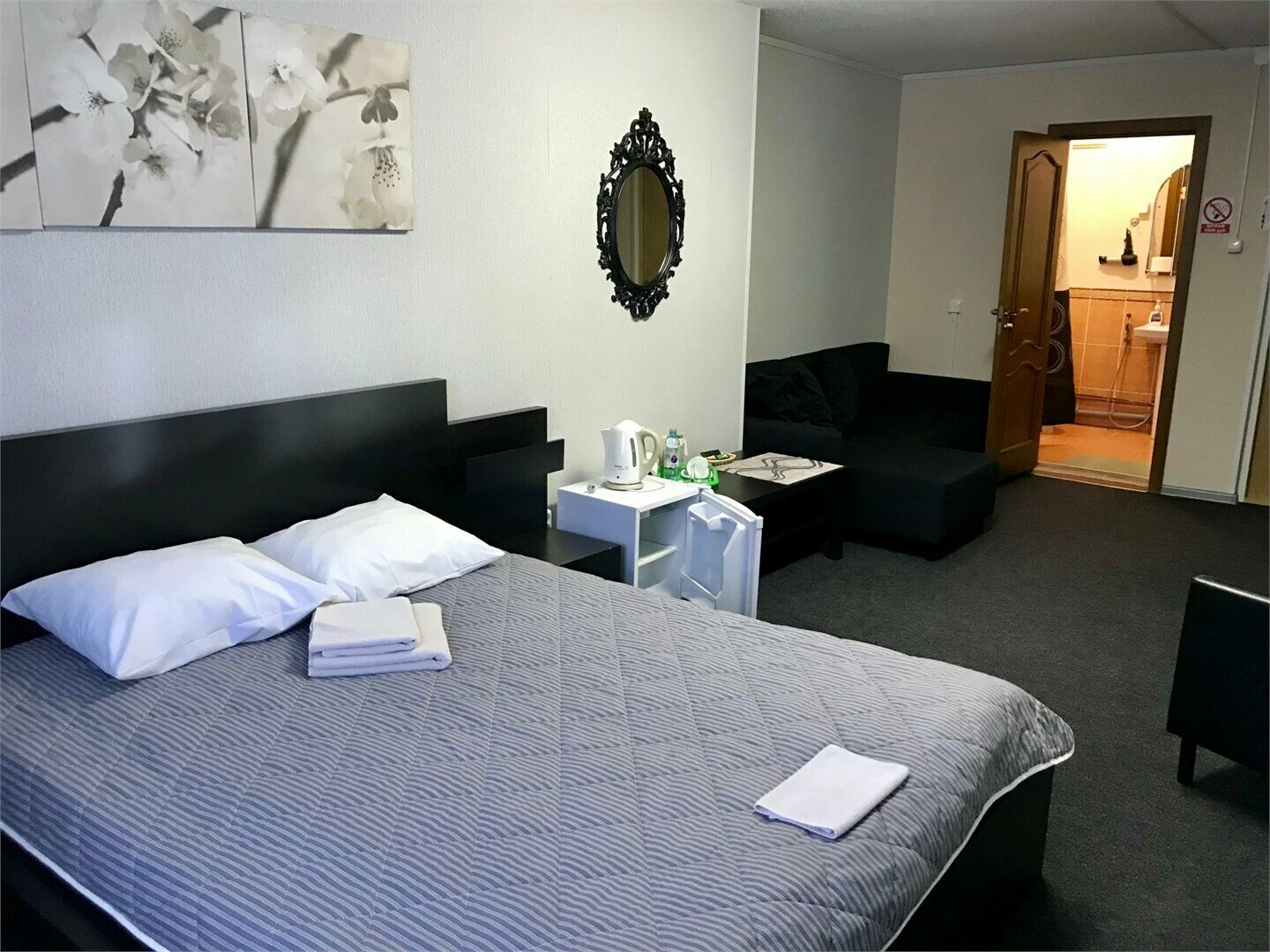 Улучшенный двухместный номер с 1 кроватью