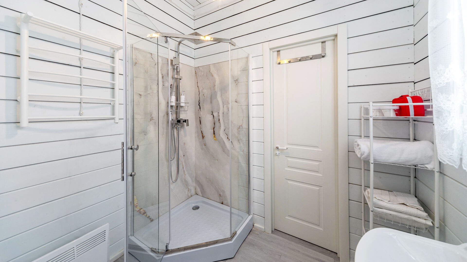 Дом с видом на лес