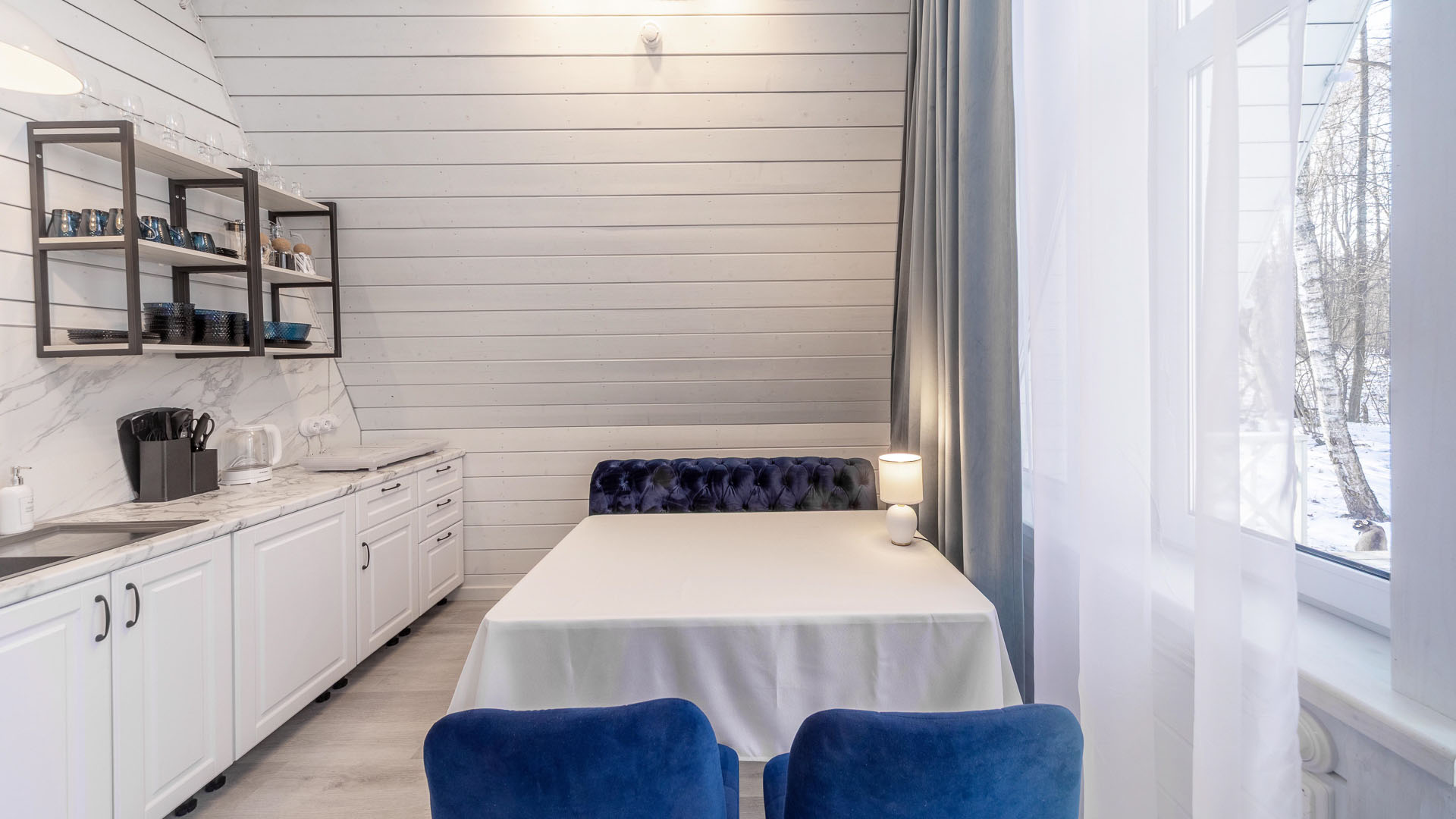 Дом с видом на лес