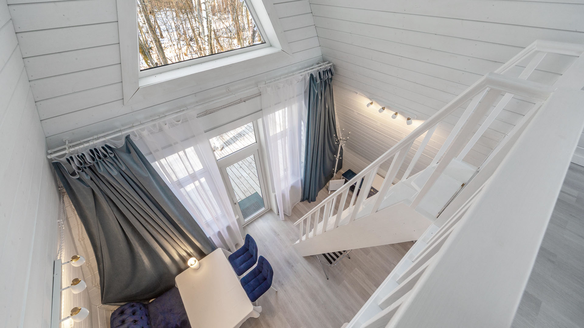 Дом с видом на лес