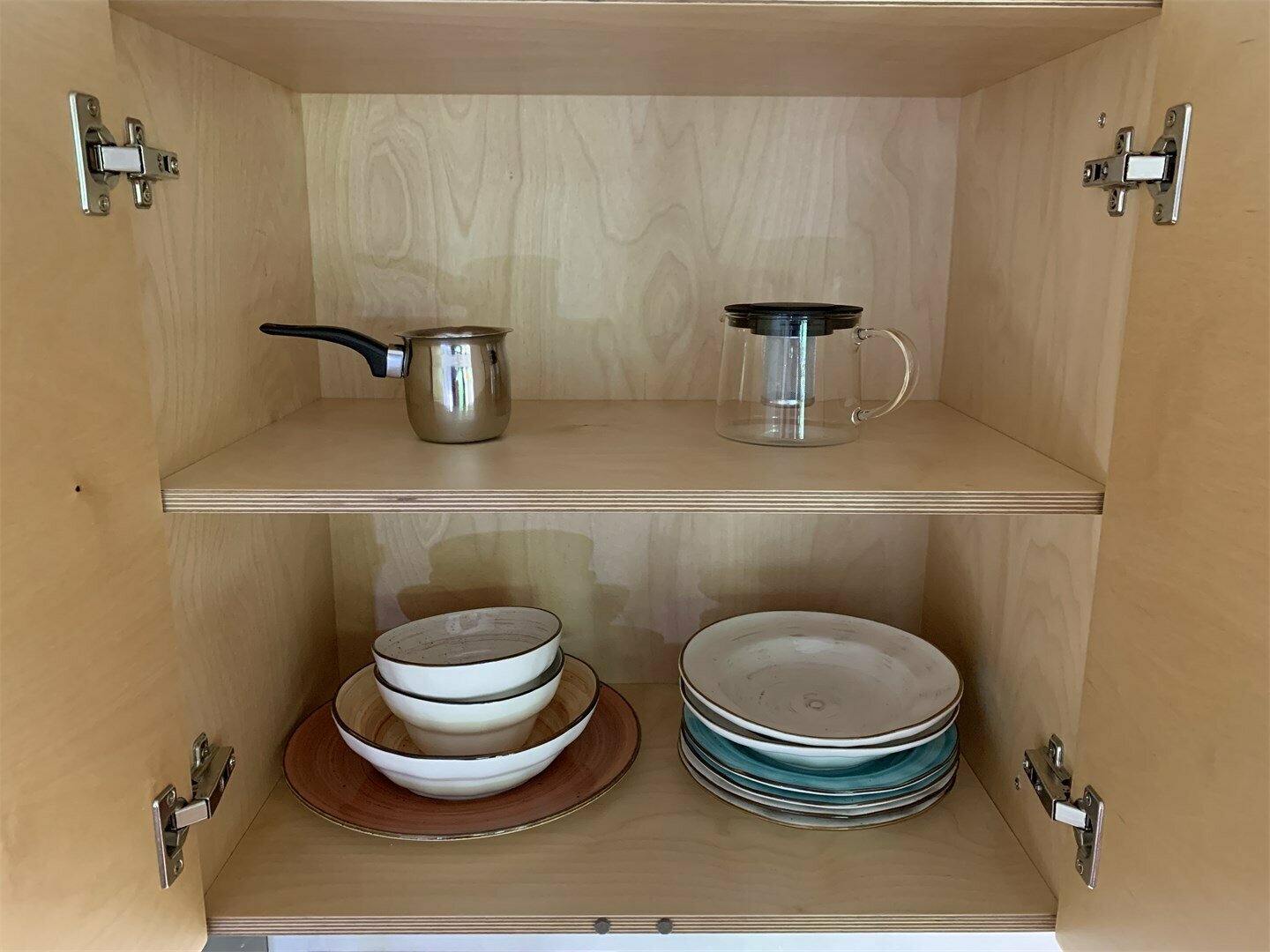 Коттедж с беседкой