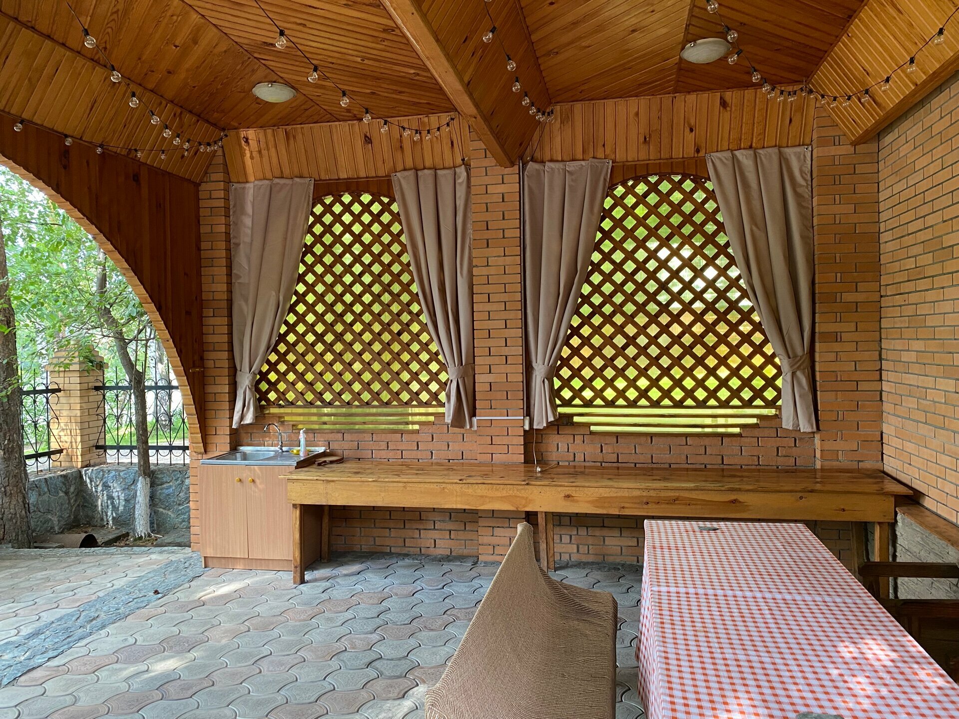 Веранда с видом на реку