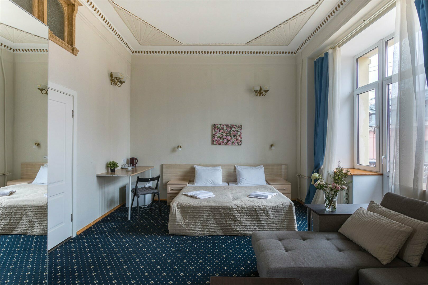 Премиум с Балконом