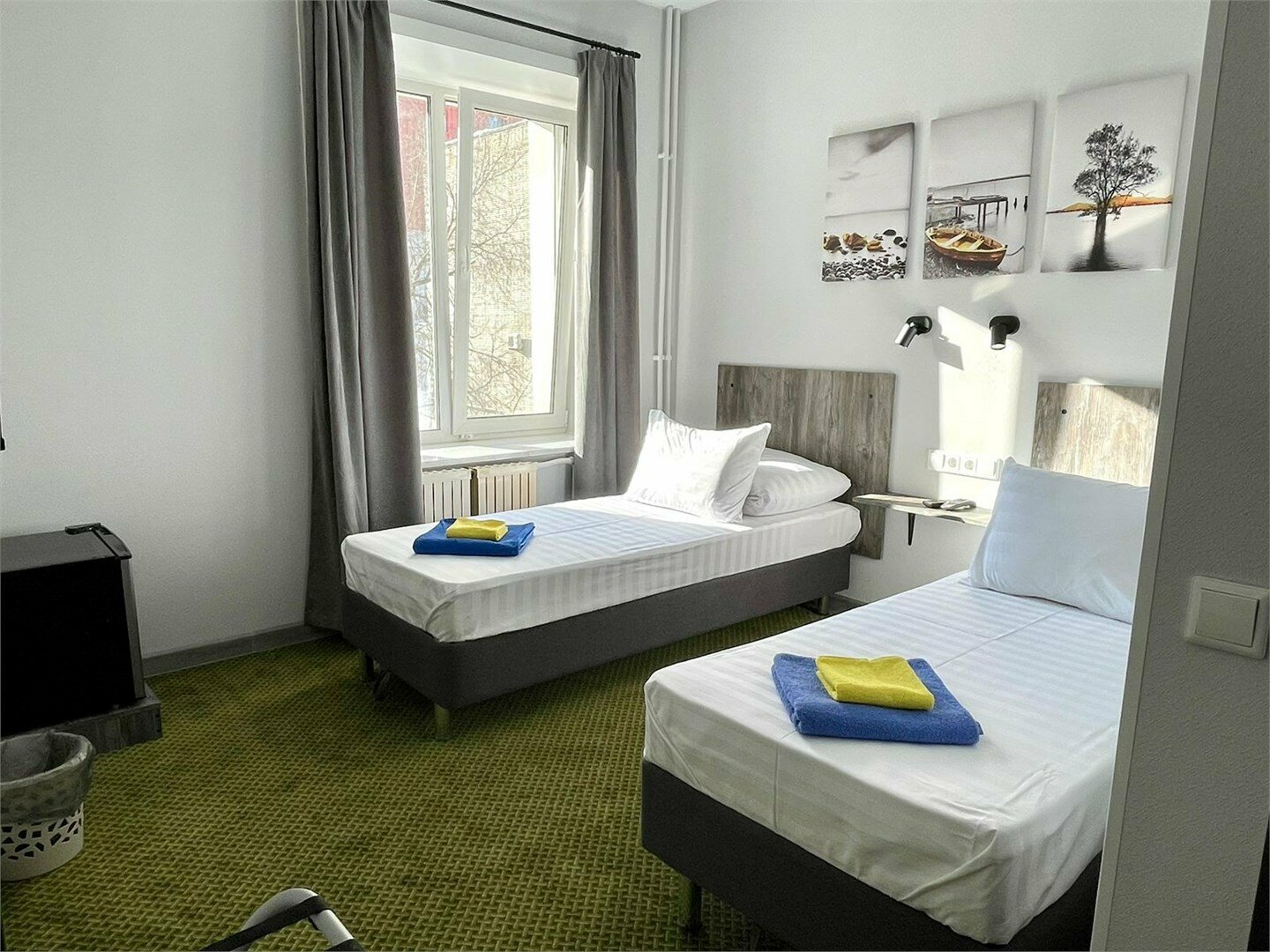 Улучшенный двухместный номер с 2 отдельными кроватями