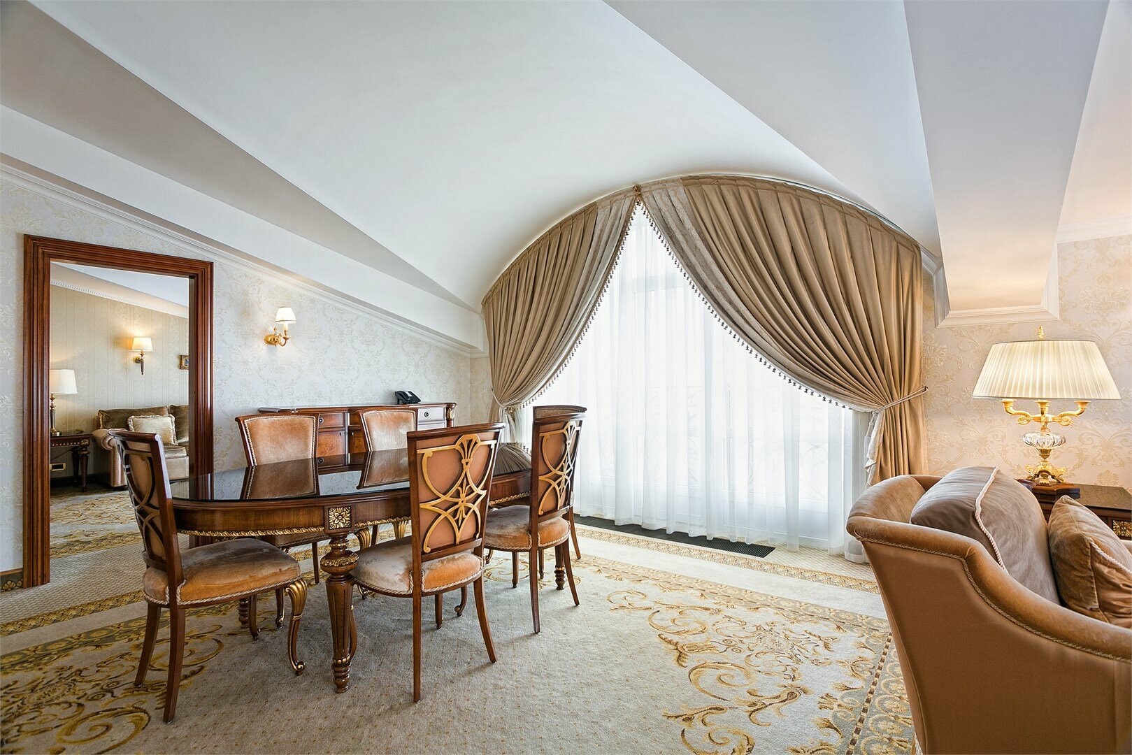 АПАРТАМЕНТЫ "БРЮССЕЛЬ"