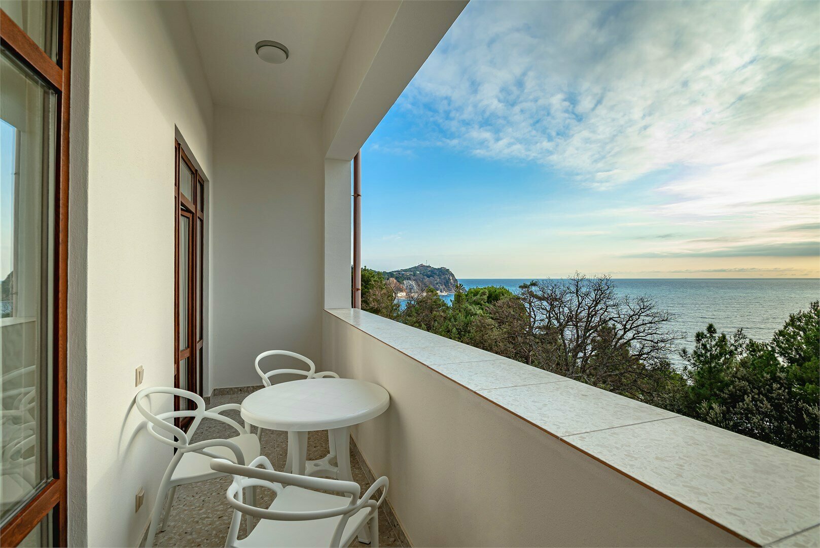 Люкс трёхкомнатный Family Suite